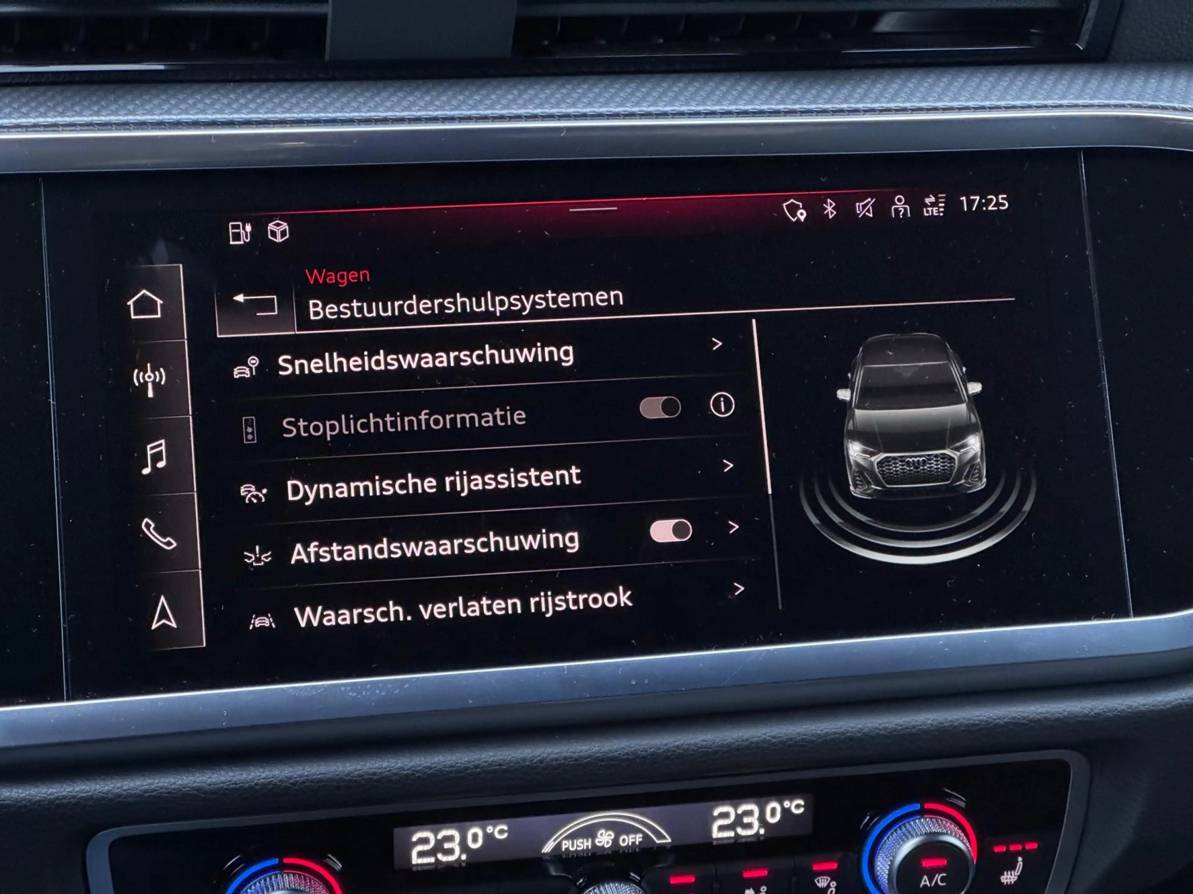 Audi Q3 Sportback 45 TFSI e S Edition Pano/360/Keyless/Son — photo 30