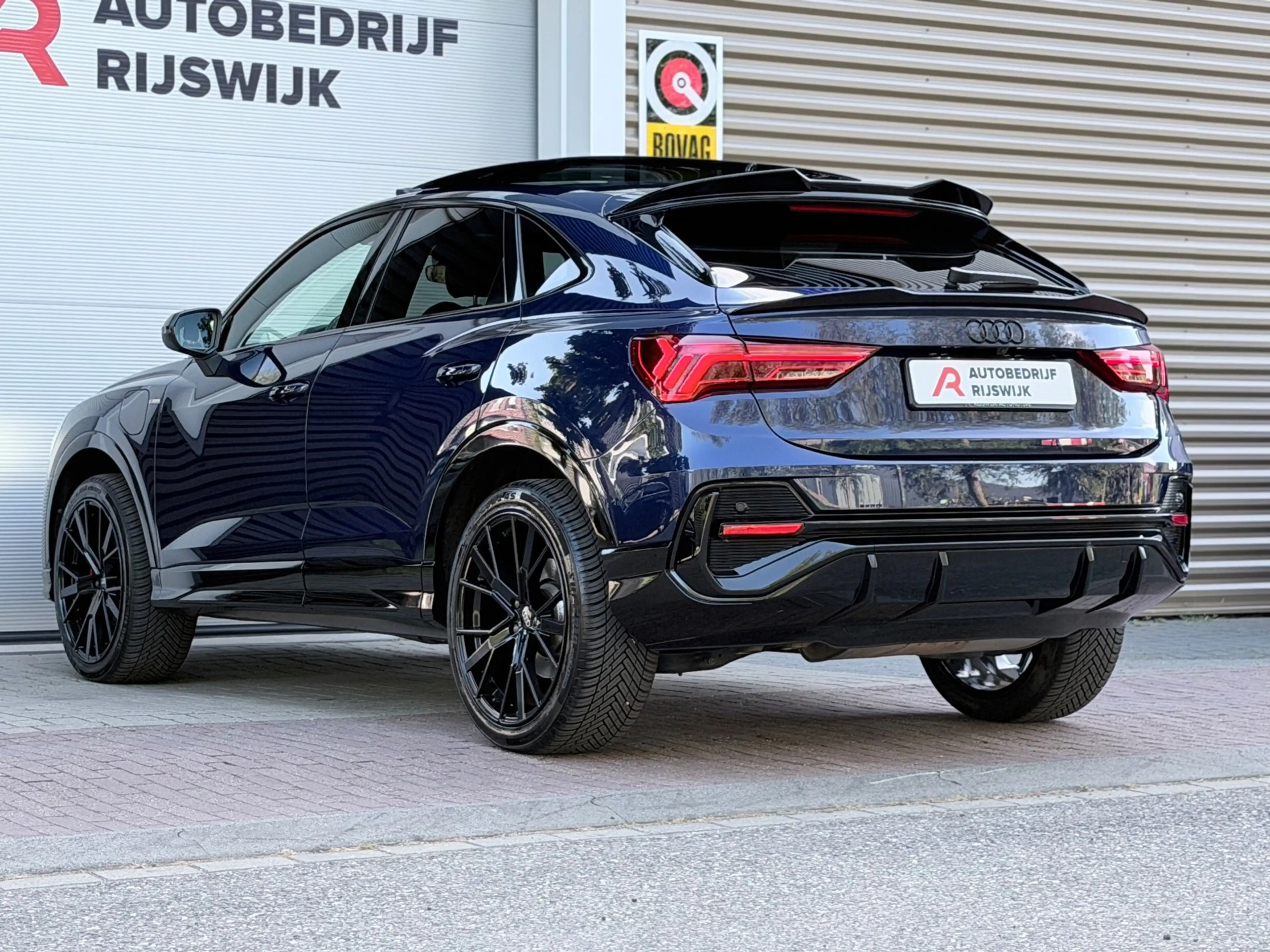 Audi Q3 Sportback 45 TFSI e S Edition Pano/360/Keyless/Son — photo 7