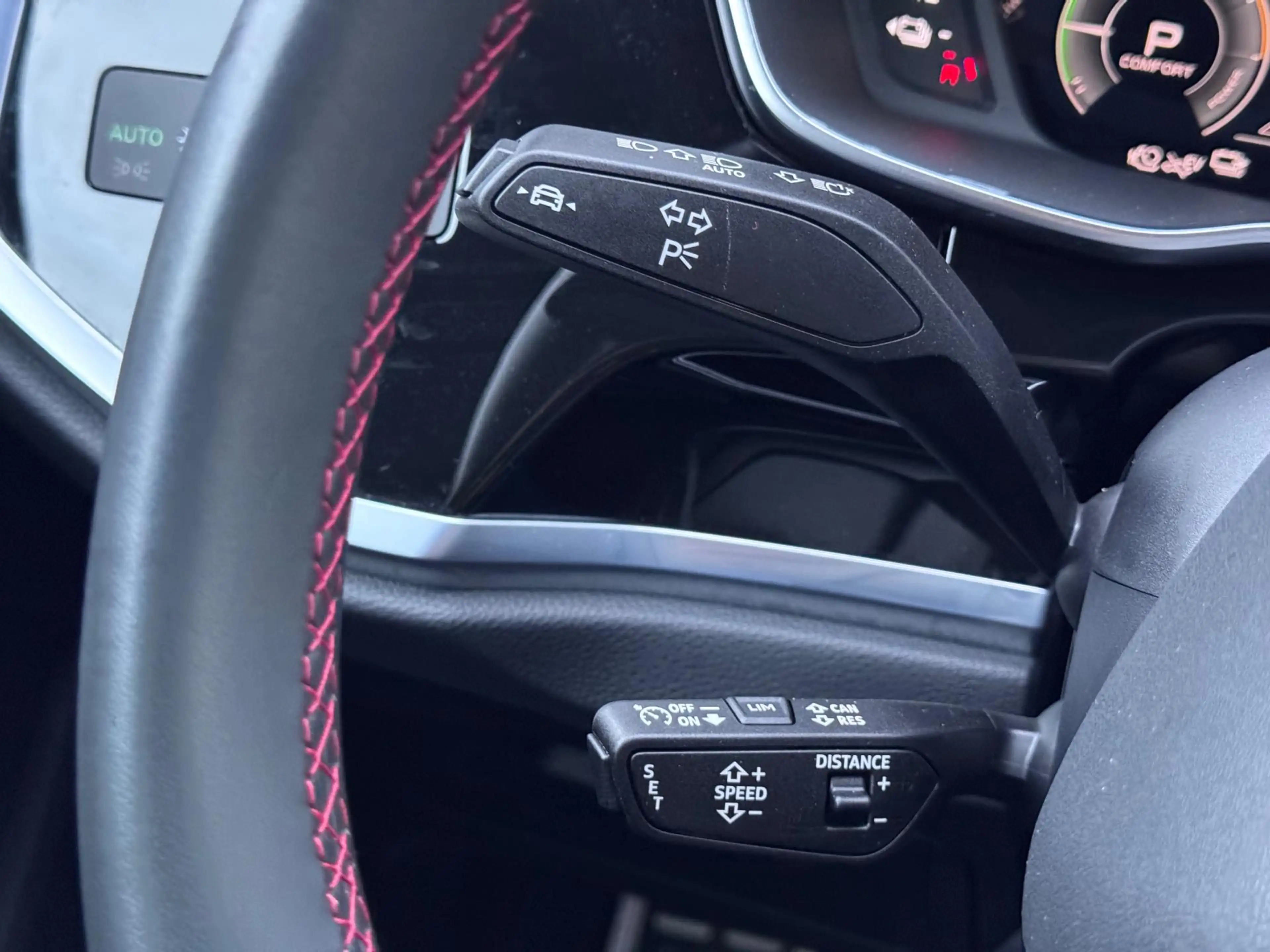 Audi Q3 Sportback 45 TFSI e S Edition Pano/360/Keyless/Son — photo 20