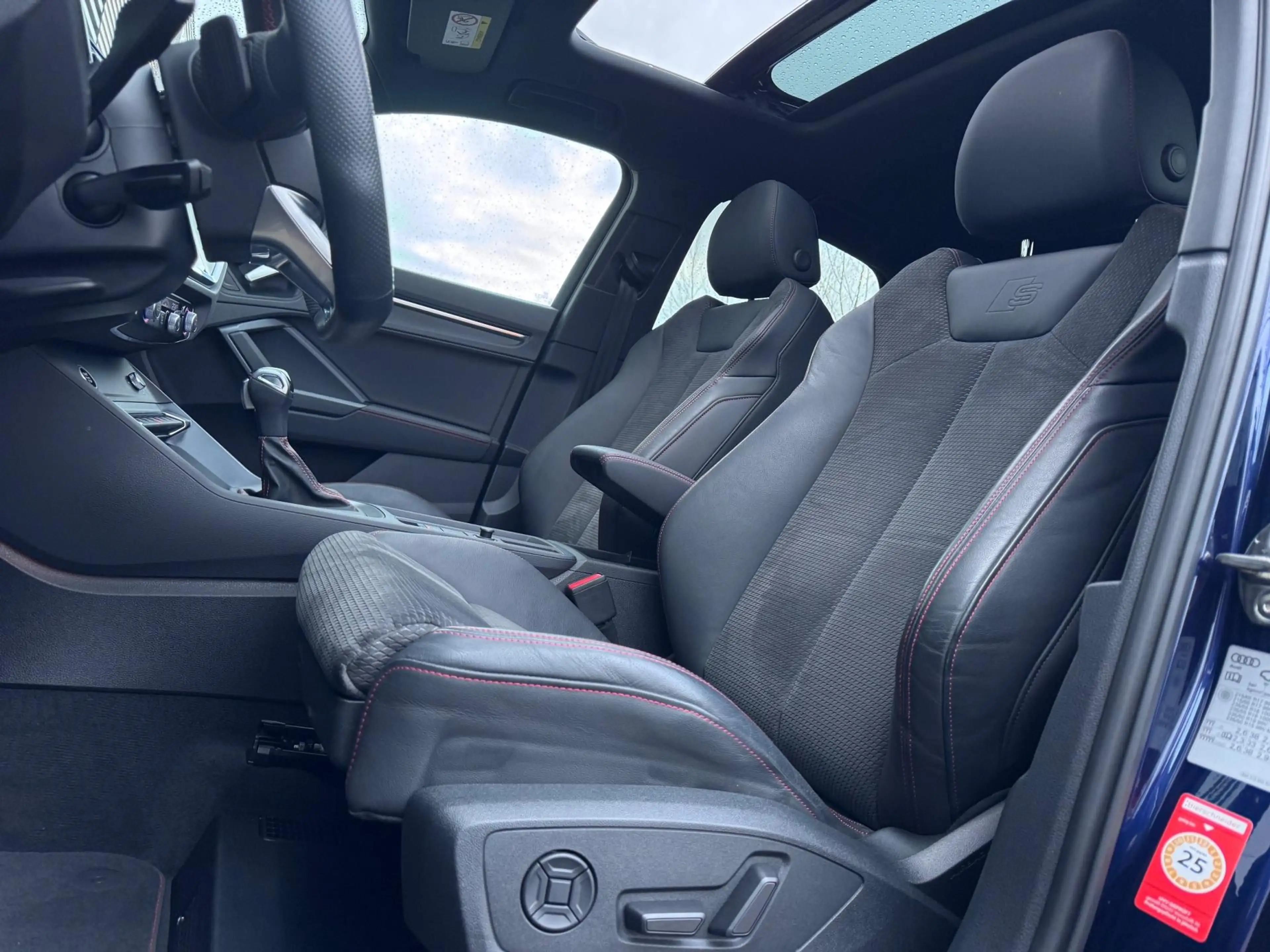 Audi Q3 Sportback 45 TFSI e S Edition Pano/360/Keyless/Son — photo 13