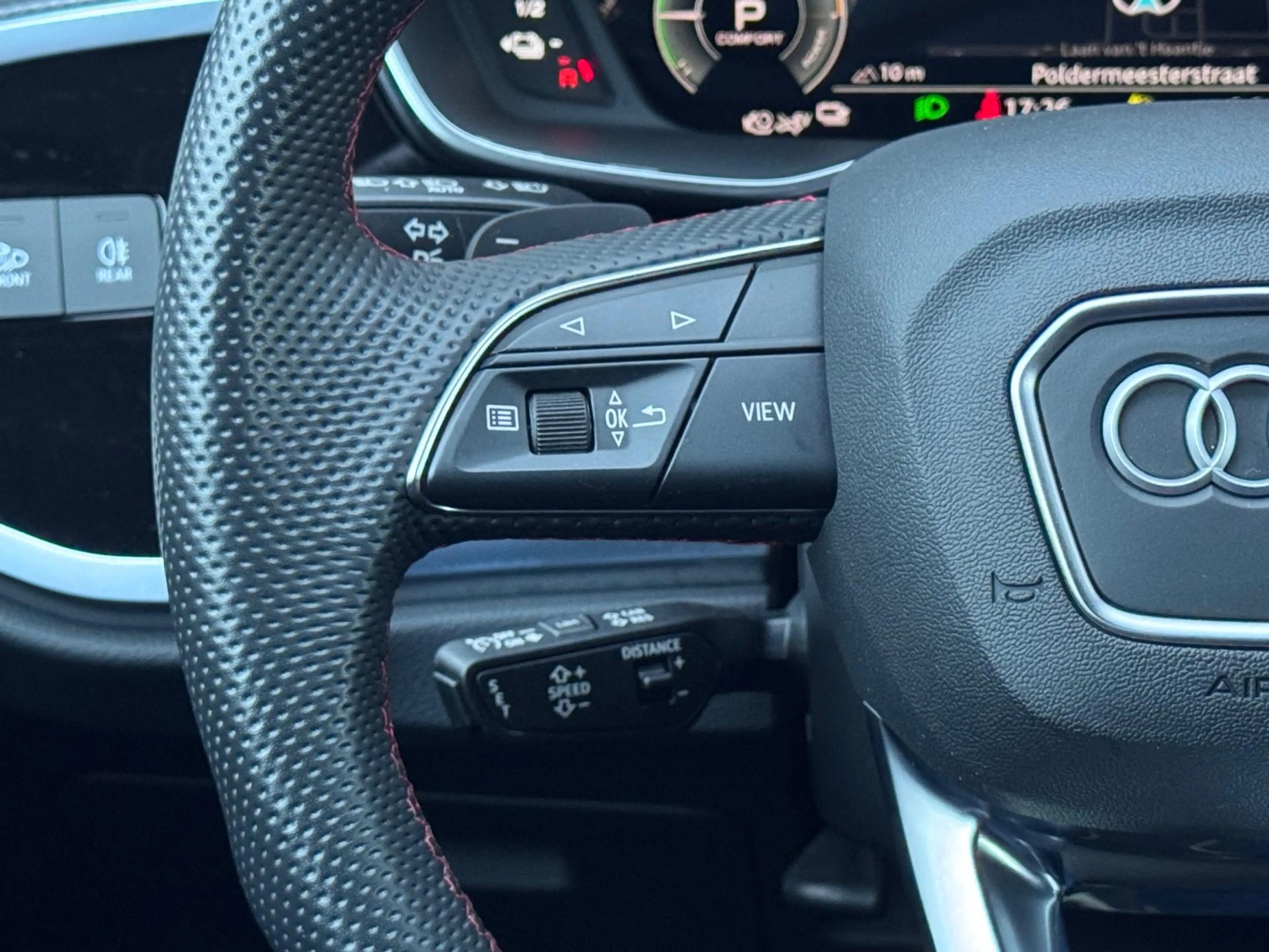 Audi Q3 Sportback 45 TFSI e S Edition Pano/360/Keyless/Son — photo 19