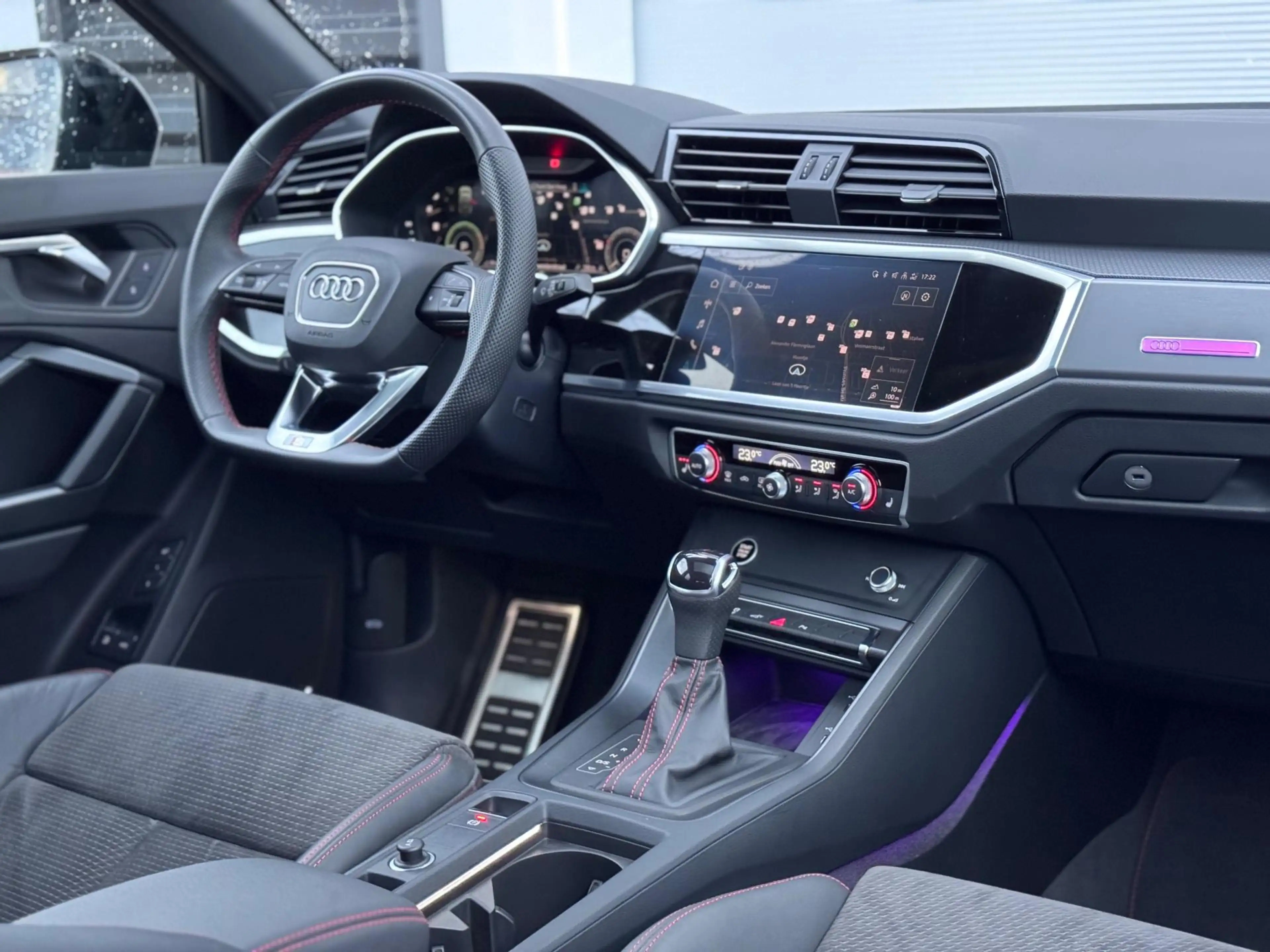 Audi Q3 Sportback 45 TFSI e S Edition Pano/360/Keyless/Son — photo 22