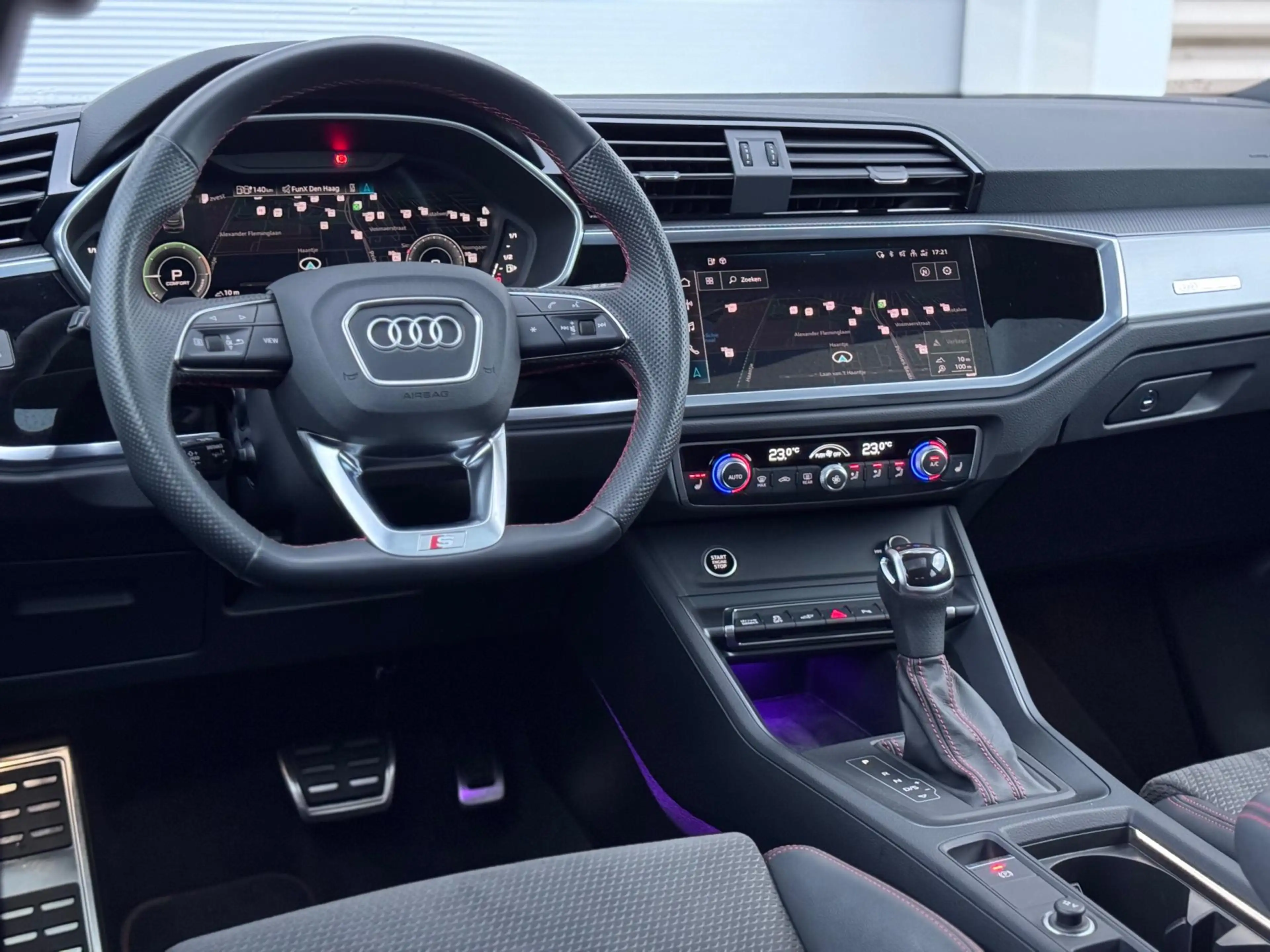 Audi Q3 Sportback 45 TFSI e S Edition Pano/360/Keyless/Son — photo 17