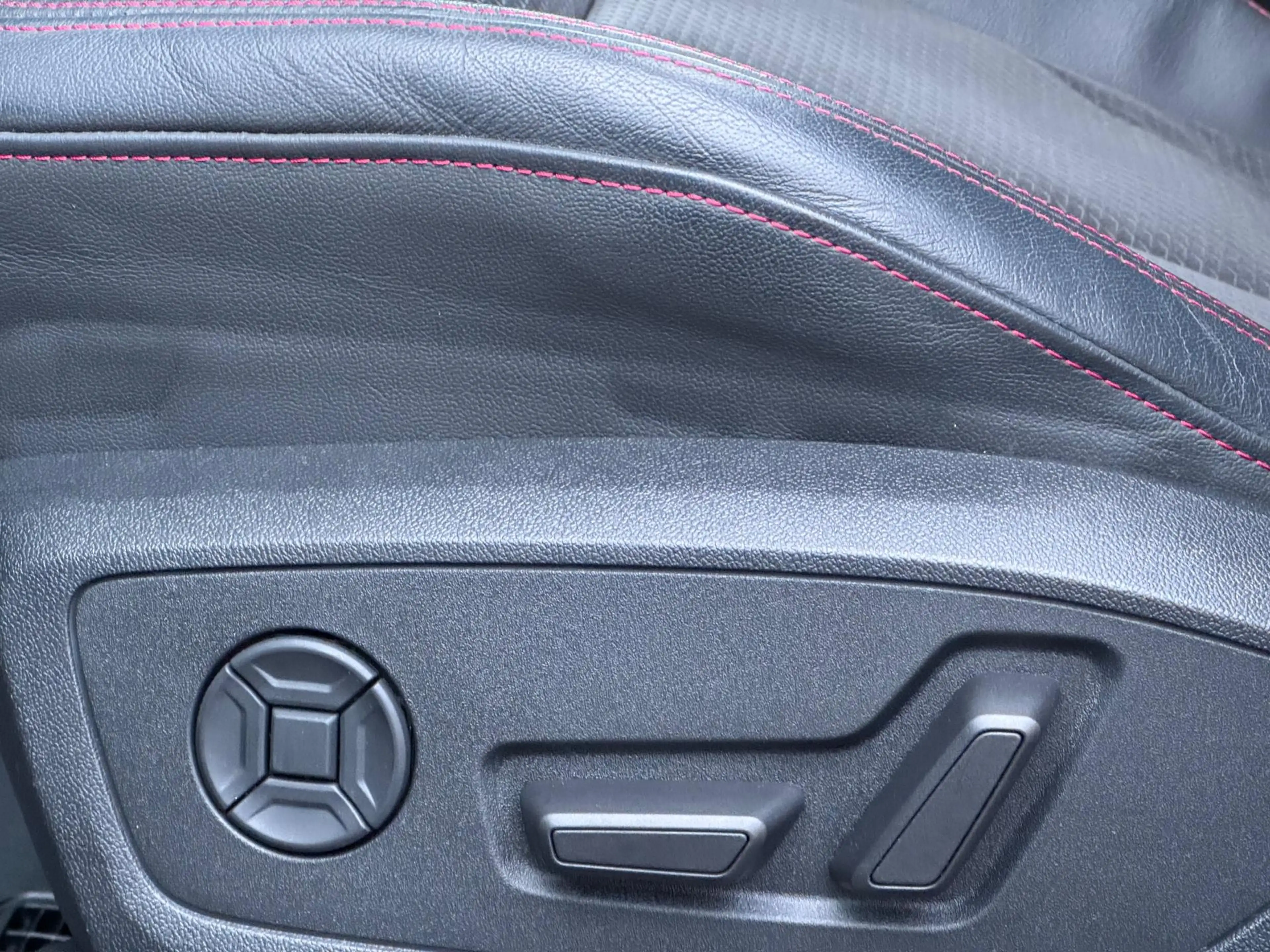 Audi Q3 Sportback 45 TFSI e S Edition Pano/360/Keyless/Son — photo 14