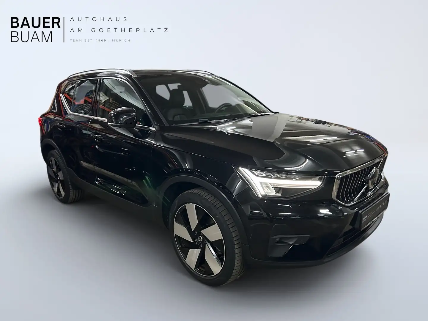 Volvo XC40 Ultimate Bright Recharge Plug-In Hybrid 2WD Schwarz - 2