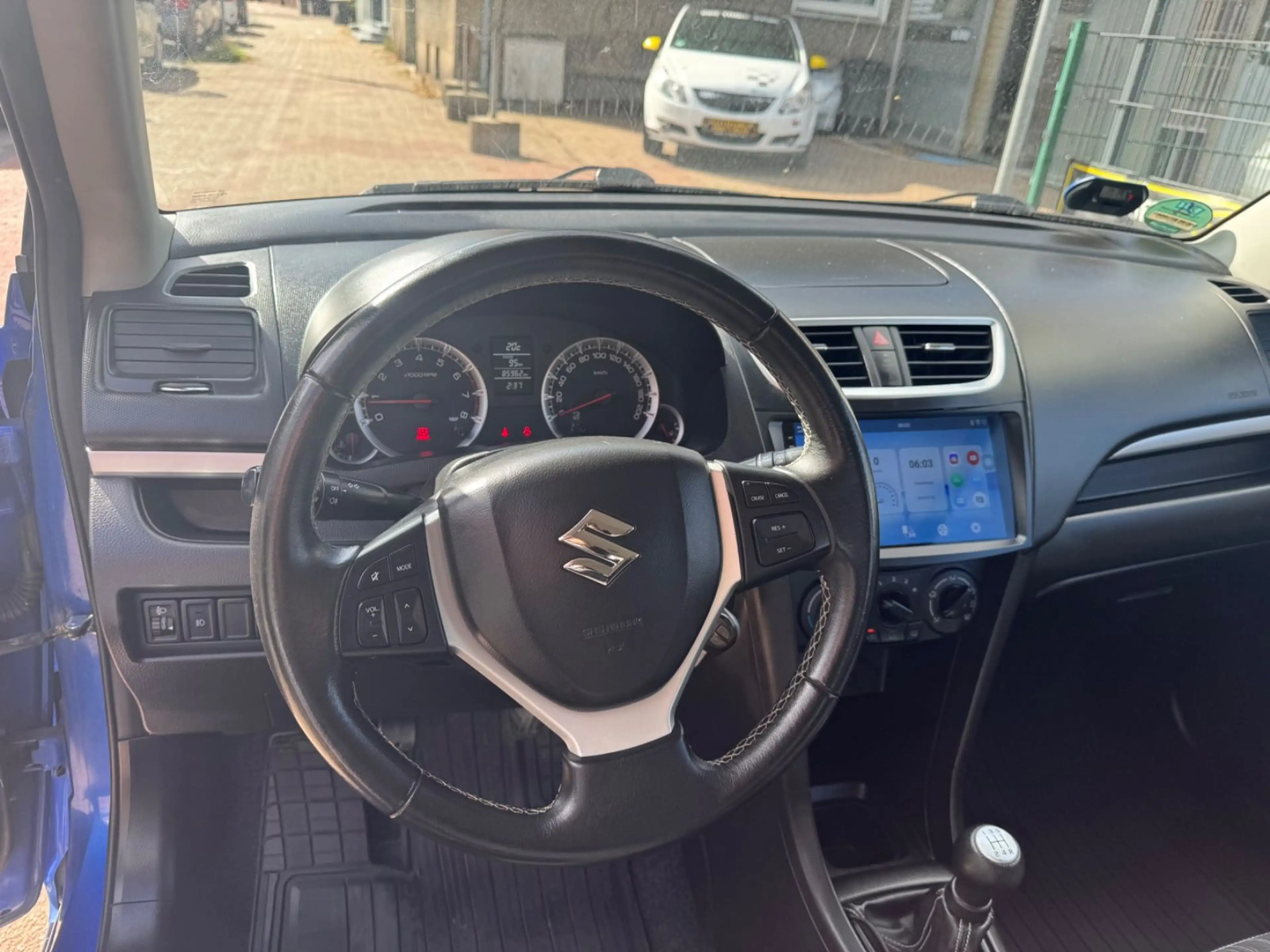 Suzuki Swift /KLIMA/ALU/HU NEU/SERV NEU/ — photo 9