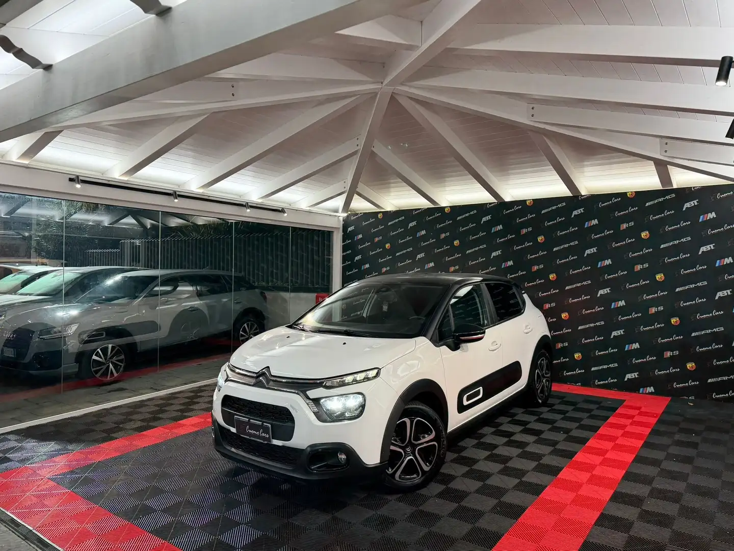 Citroen C3 BlueHDi 100 S&S Shine Wit - 1