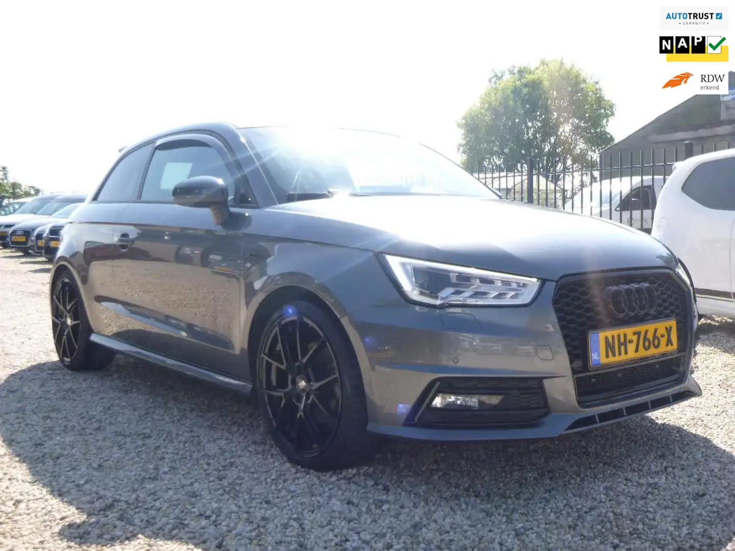 Audi A1 1.4 TFSI CoD Sport Pro Line S SCHAALSTOELEN 160 PK Grigio - 1