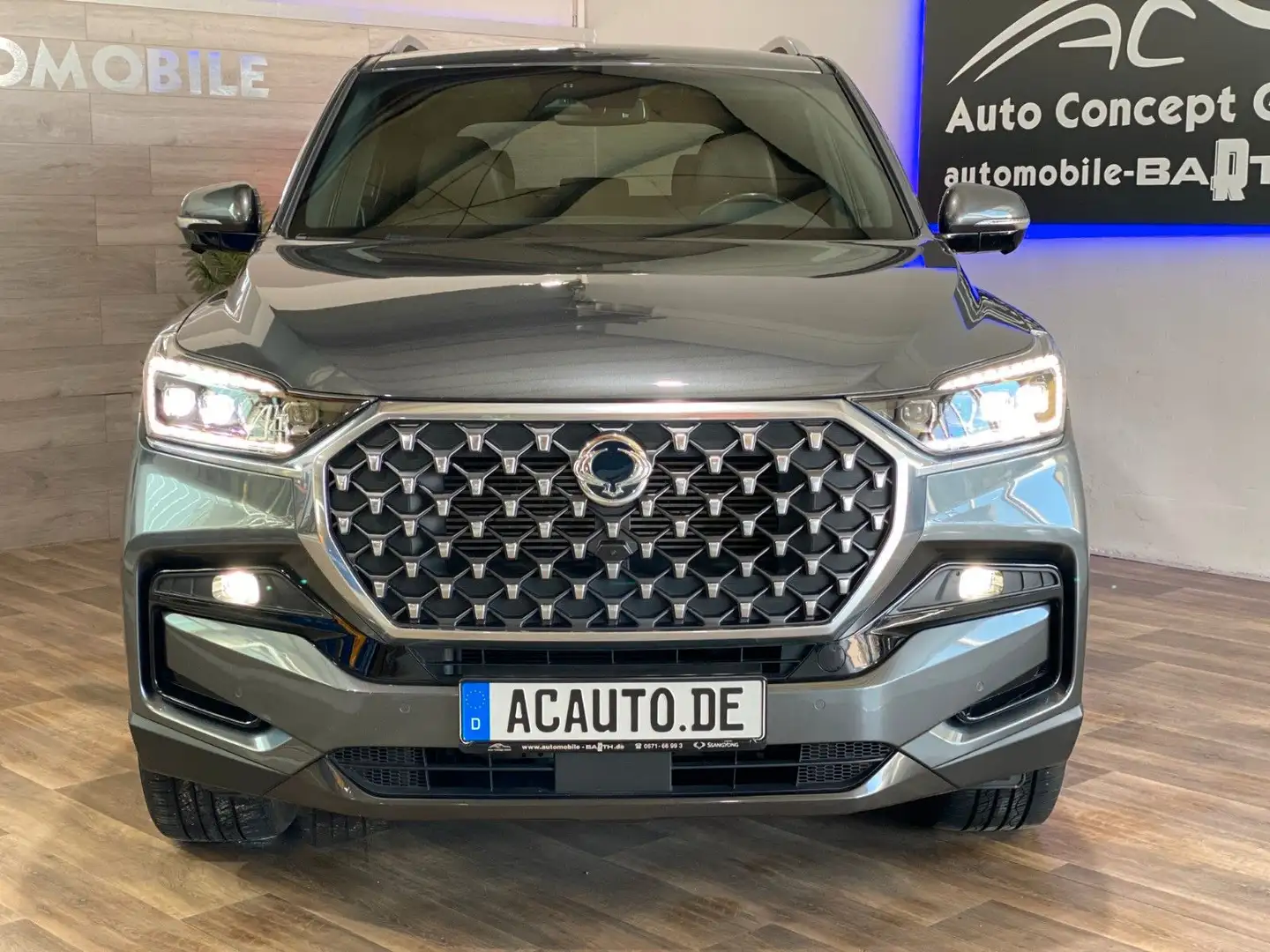 SsangYong Rexton Sapphire 4WD +7Sitzer+AHK+360°+Sidestep Grau - 2