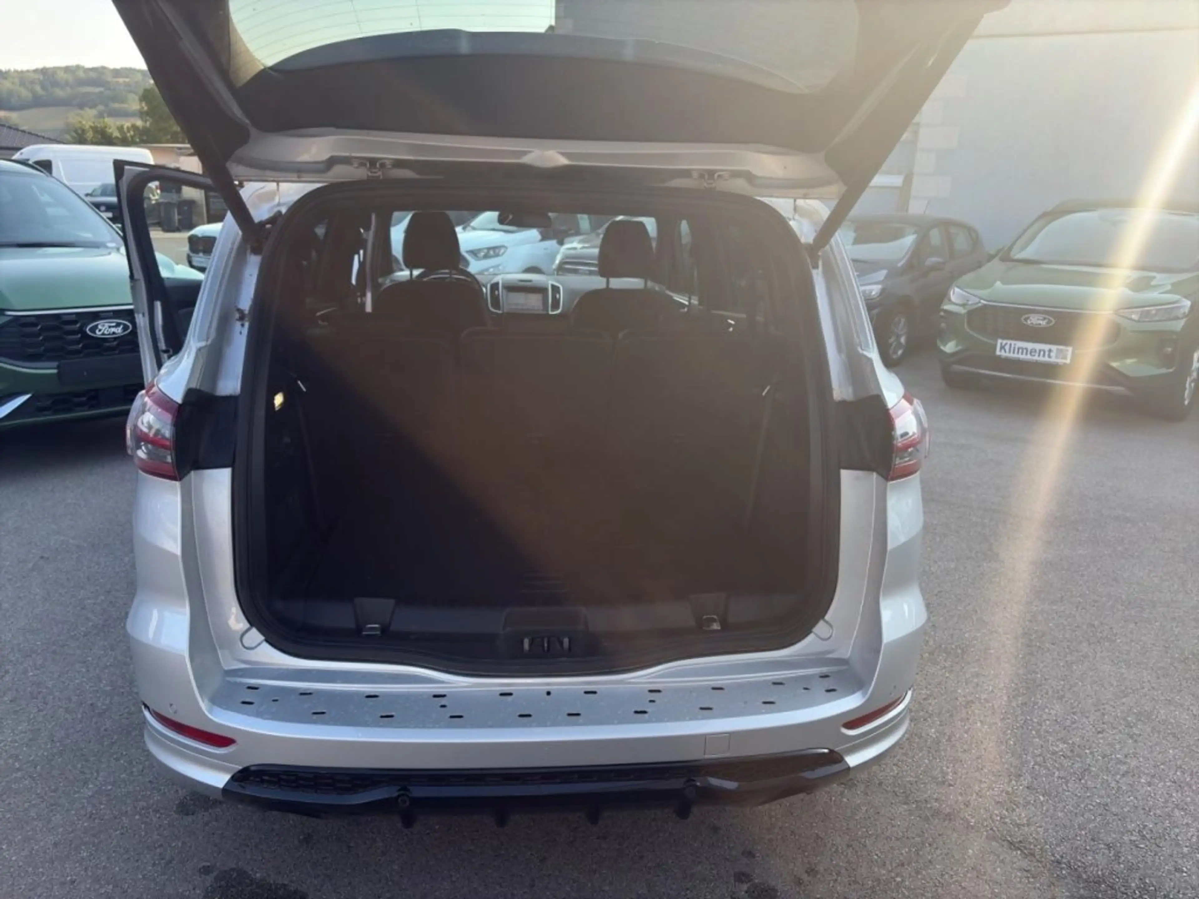 Ford S-Max ST-Line 2.0 EcoBlue SCR — photo 9