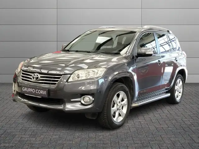 Toyota RAV 4 RAV4 2.2 d-4d Exclusive 150cv