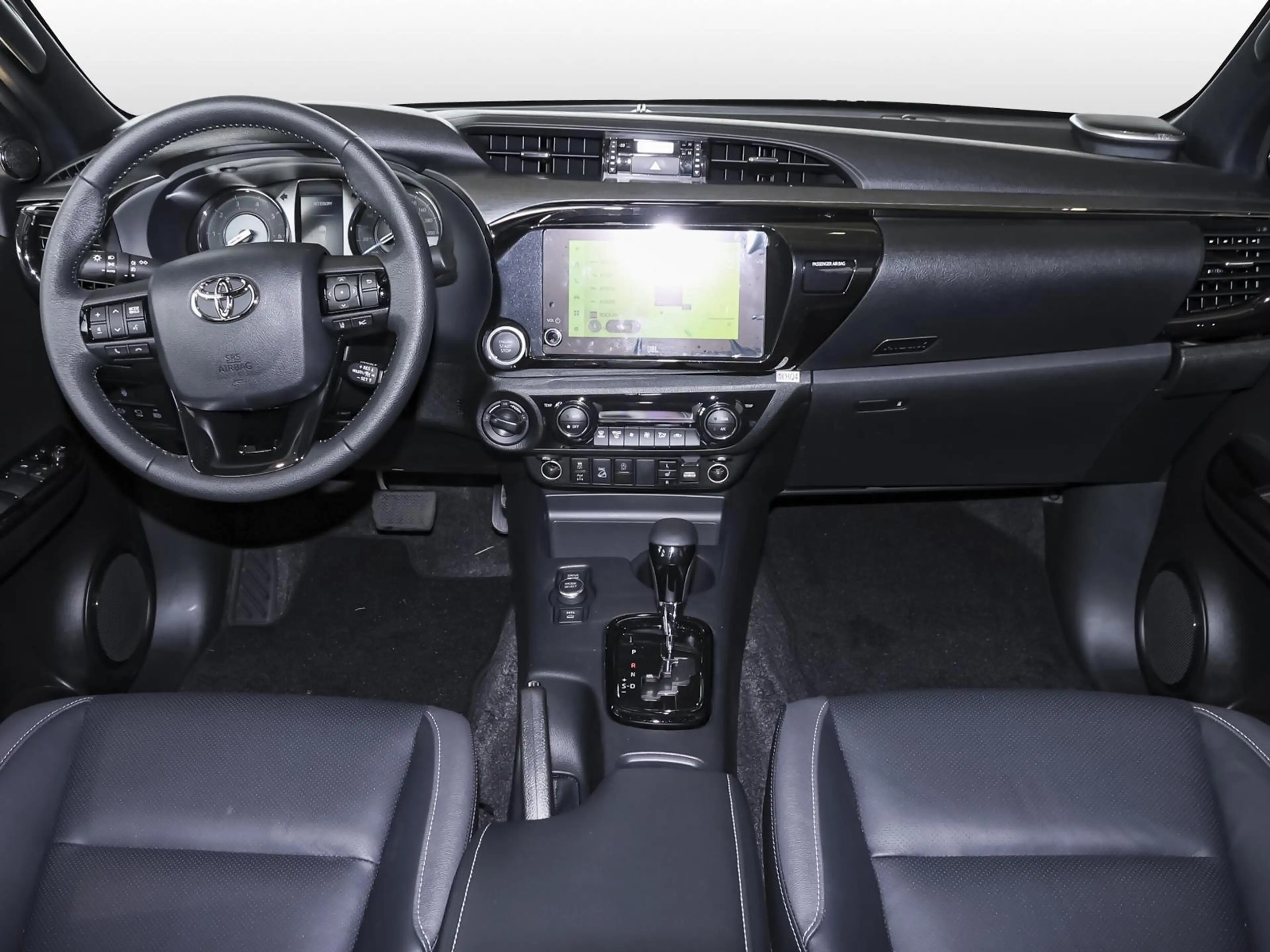 Toyota Hilux 2.8 D-4D Double Cab Invincible 4x4 AHK WKR — photo 7