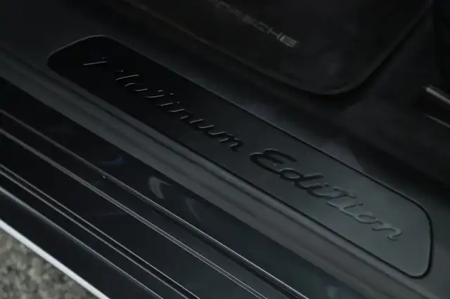 Porsche Panamera 4 E-Hybrid Sport Turismo PLATINUM SPORTDESIGN Ansicht 29