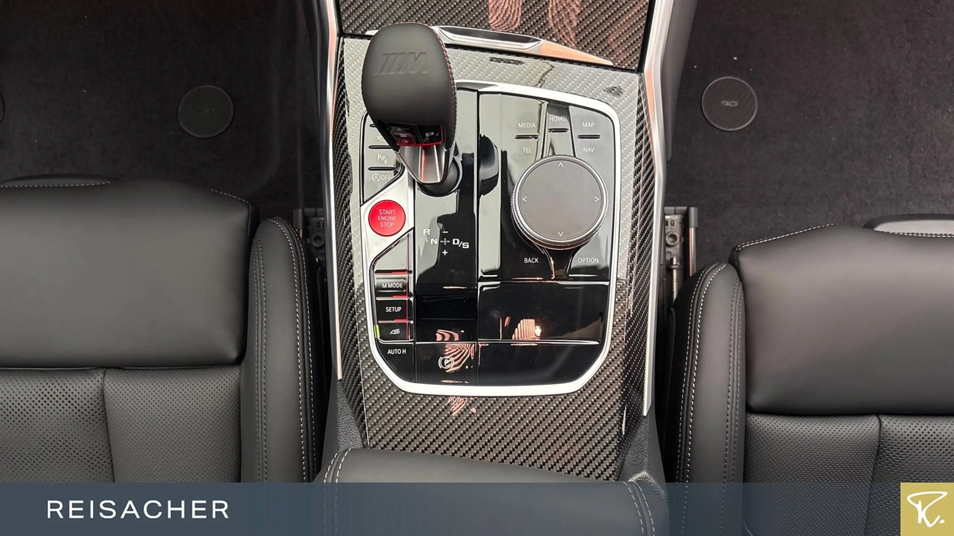BMW M3 Competition mit M xDrive Touring DAB Radio — photo 11