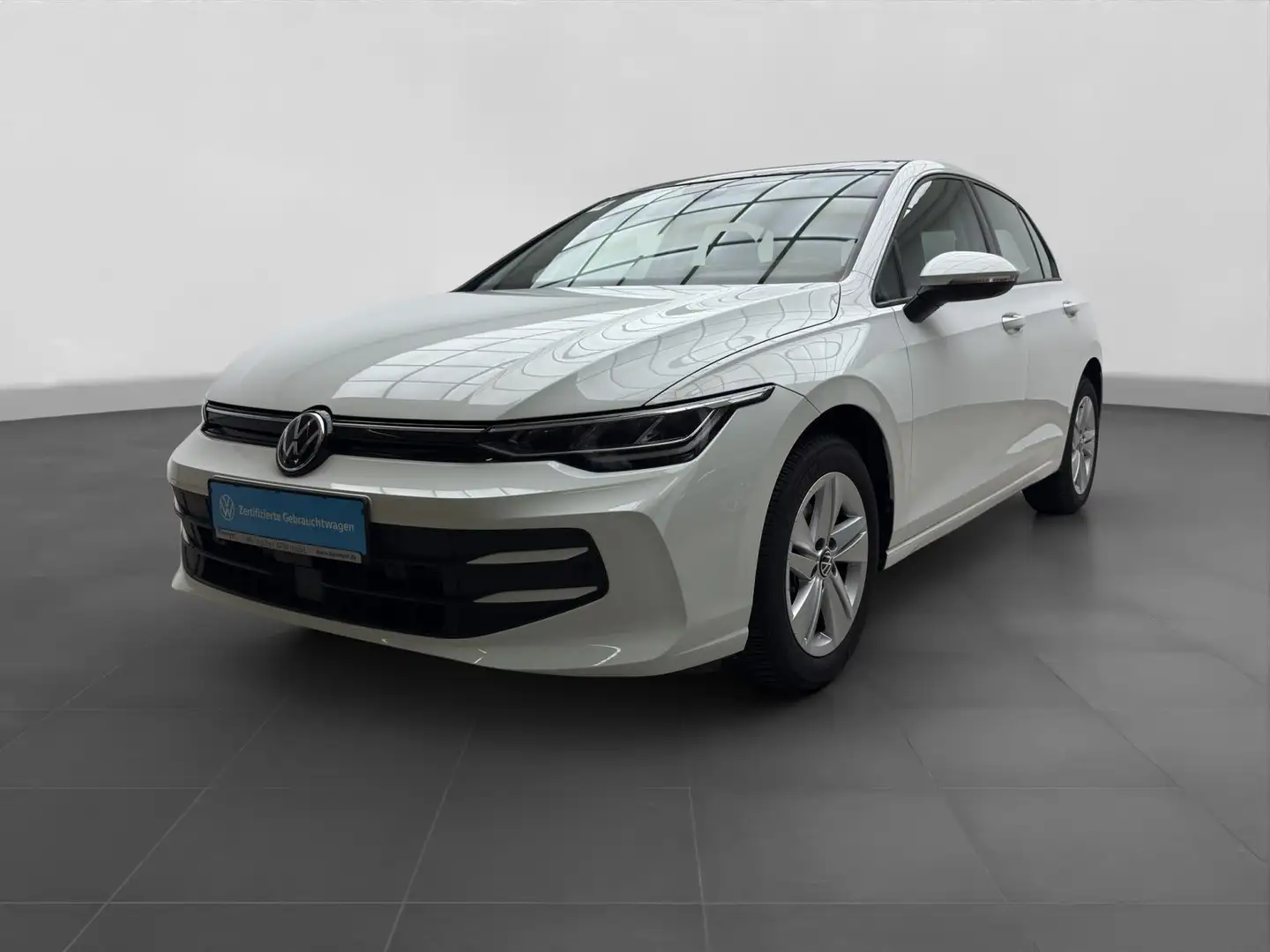 Volkswagen Golf 1.5 eTSI DSG LIFE PANO HuD AREAVIEW AHK Weiß - 2