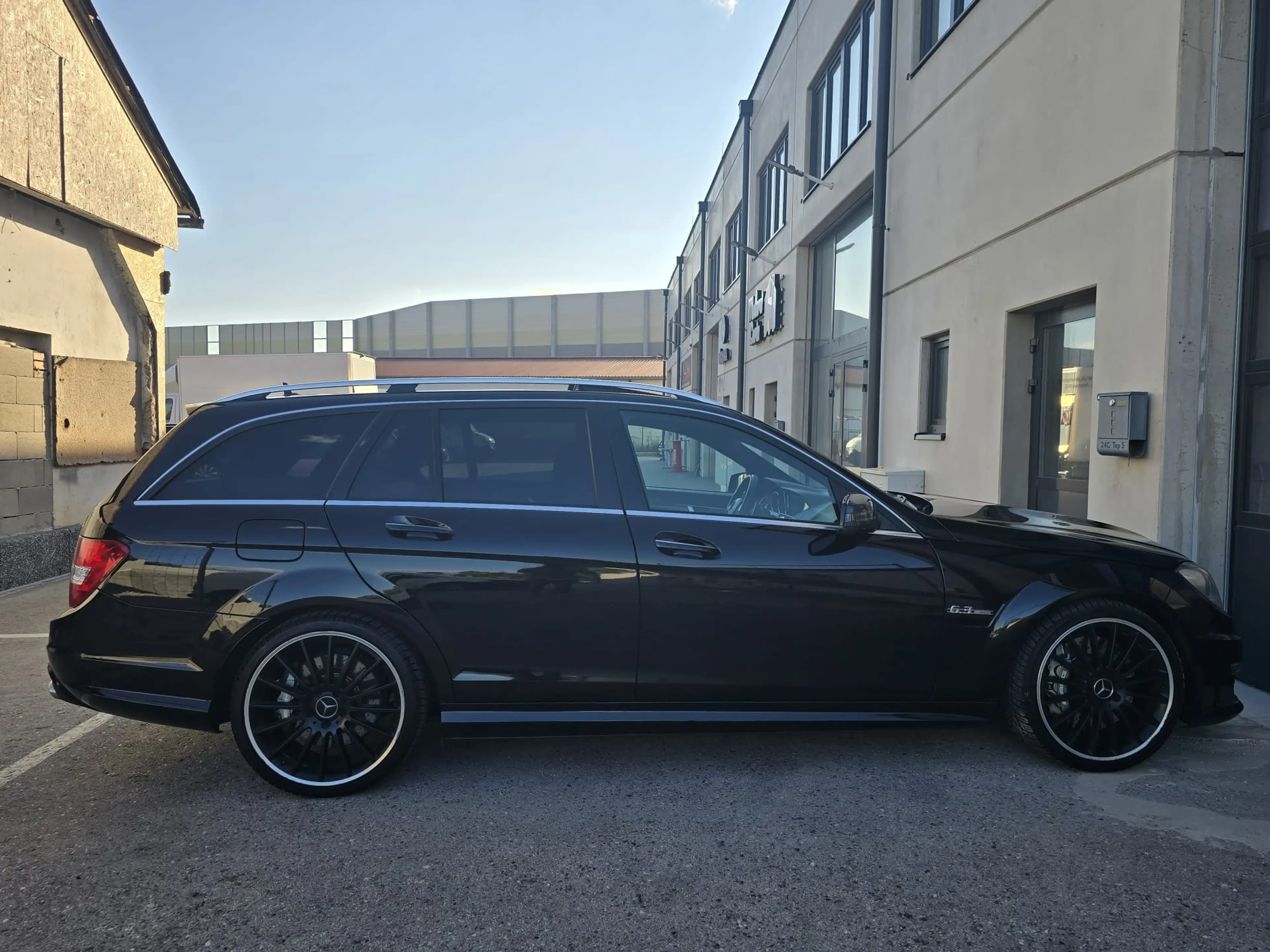 Mercedes-Benz C 63 AMG C 63 AMG T Avantgarde A-Edition Aut. — photo 15