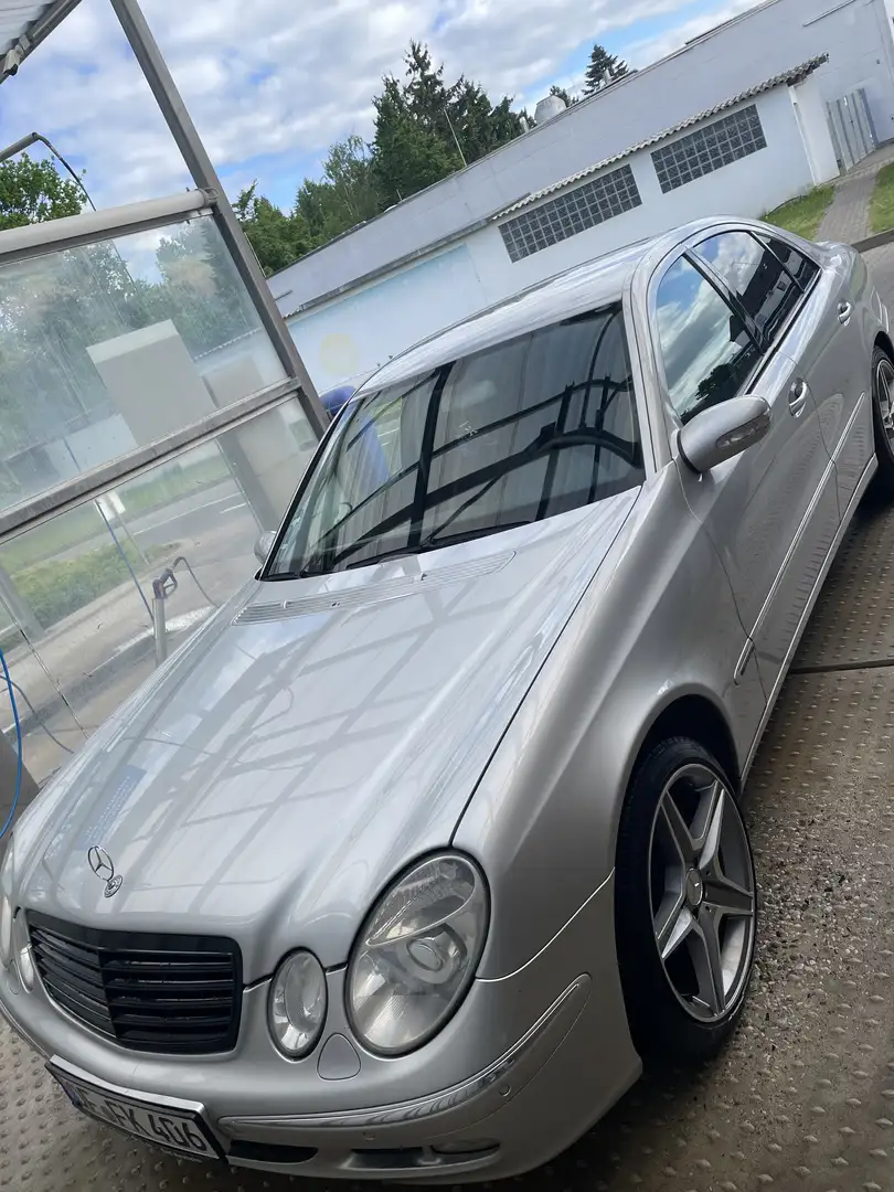 Mercedes-Benz E 240 E 240 (211.061) Сірий - 1