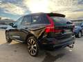 Volvo XC60 T6 PLUS DARK Plug-In AWD AHK ACC PANO 360° Schwarz - thumbnail 5