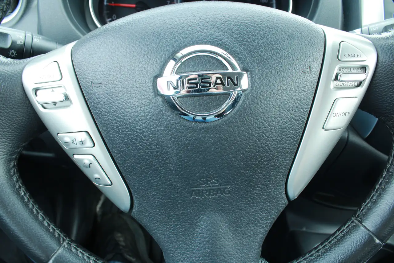 Nissan Note снимка Nissan Note