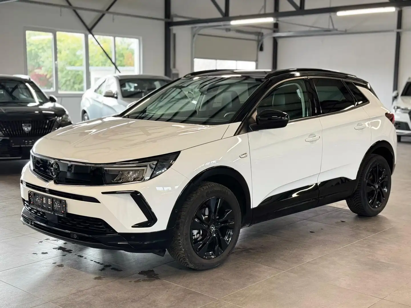 Opel Grandland X Grandland 1,2GS-Line NAV+LED+KAM+TOT.ASS+CARPLAY Weiß - 2