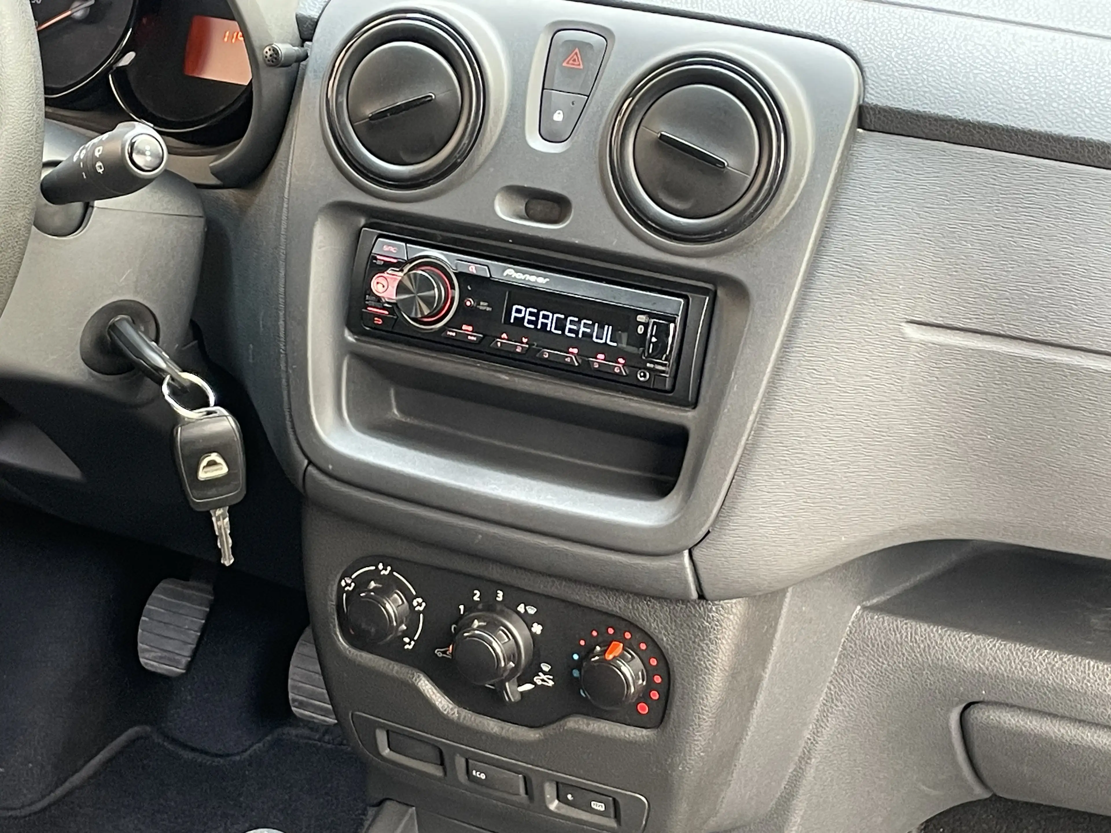 Dacia Dokker 1.5 dCi — photo 8