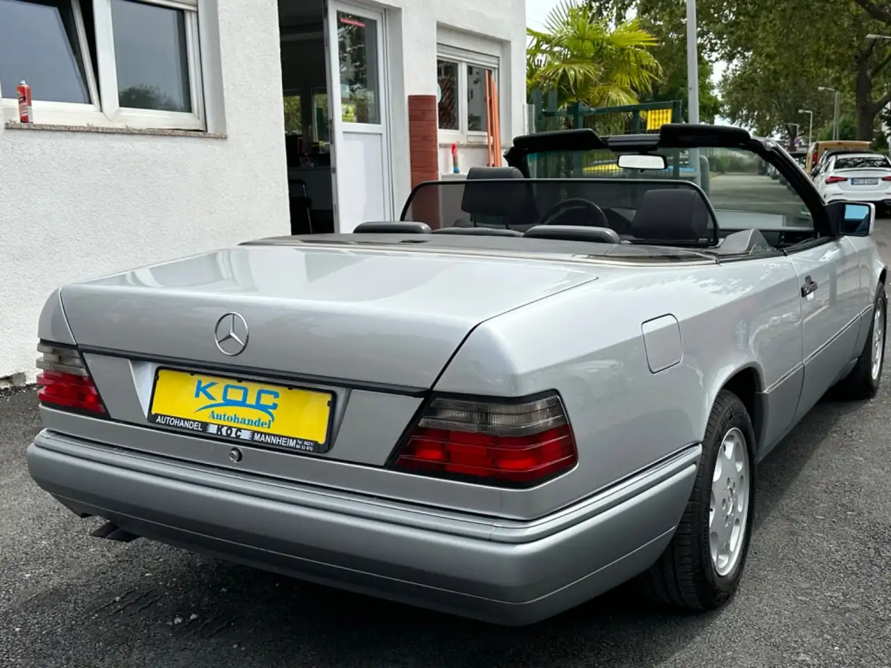 Mercedes-Benz E 320 Cabrio Klima-Leder Top Zust., foto 6