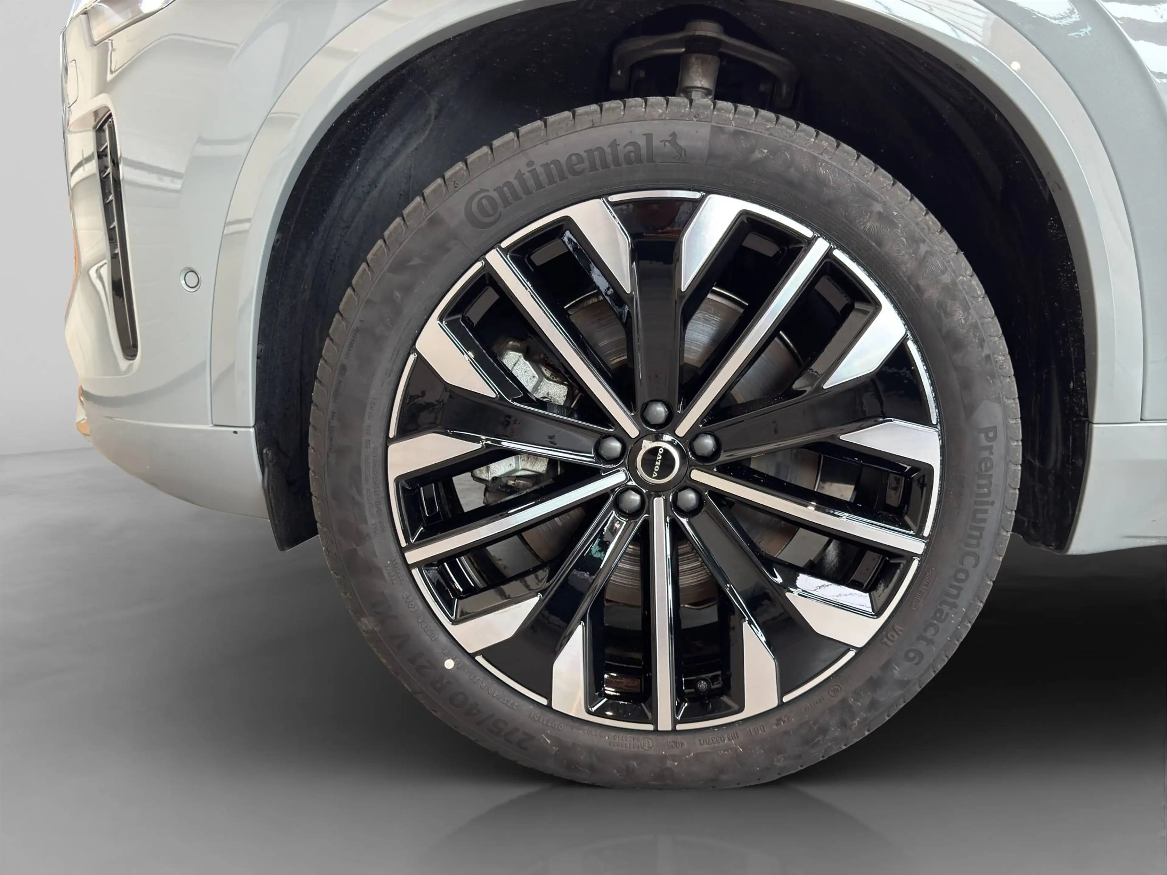 Volvo XC90 XC90 2.0 T8 PLUS DARK AWD **PANO*SPORTSEATS*HARMAN KARDON** — photo 29