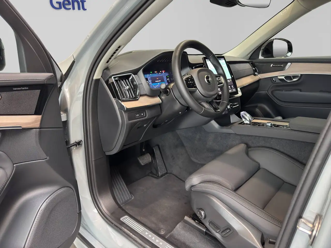 Volvo XC90 2.0 T8 PLUS DARK AWD **PANO*SPORTSEATS*HARMAN KARDON**, миниатюра 8