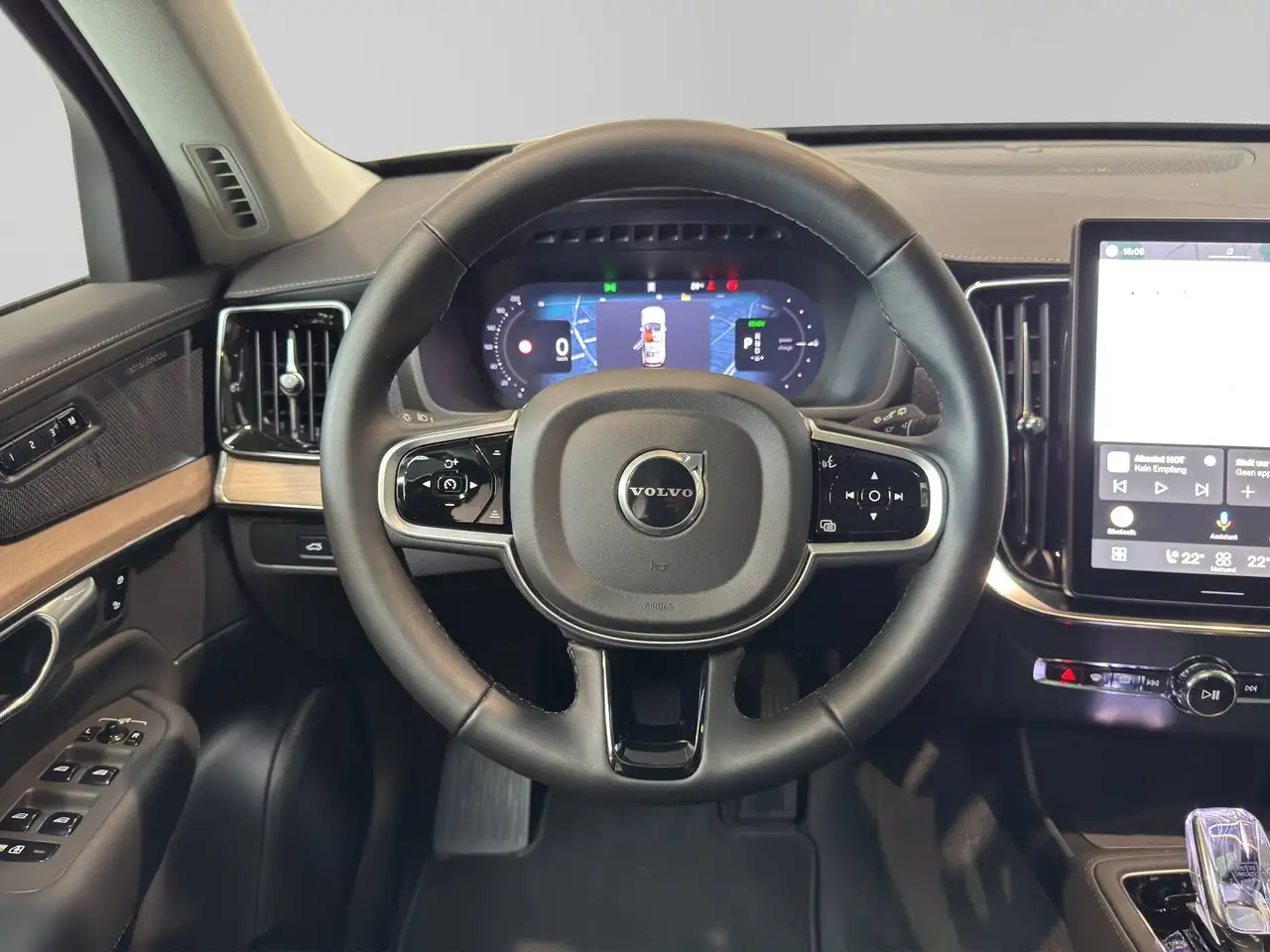 Volvo XC90 2.0 T8 PLUS DARK AWD **PANO*SPORTSEATS*HARMAN KARDON**, миниатюра 13