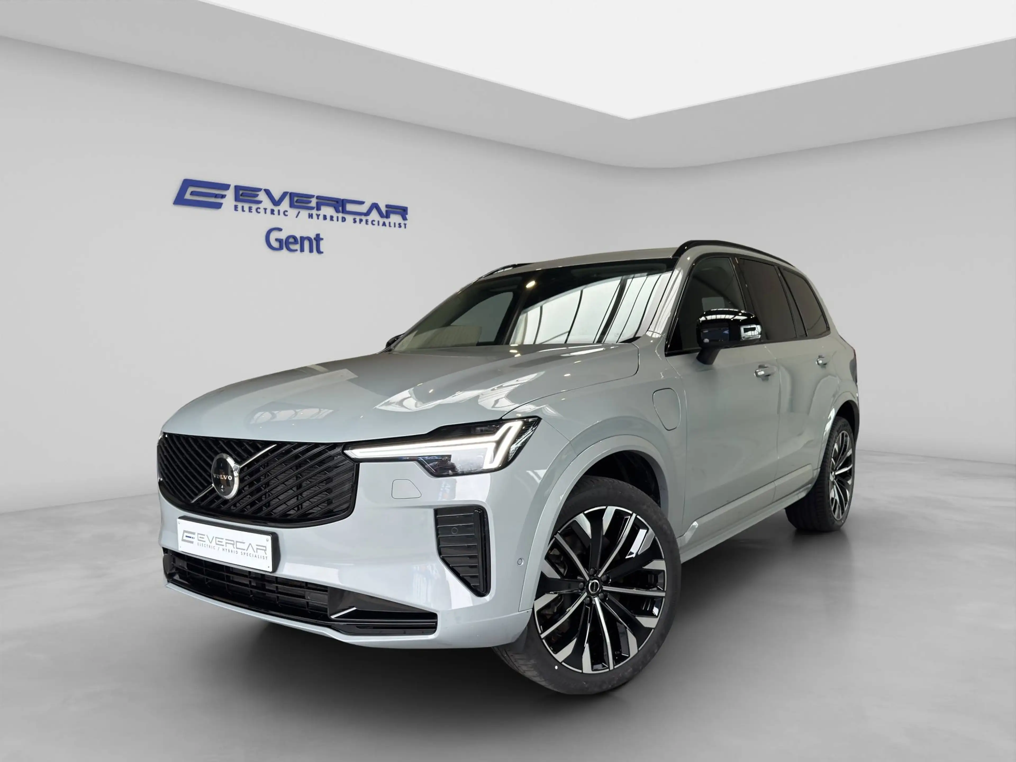 Volvo XC90 XC90 2.0 T8 PLUS DARK AWD **PANO*SPORTSEATS*HARMAN KARDON**