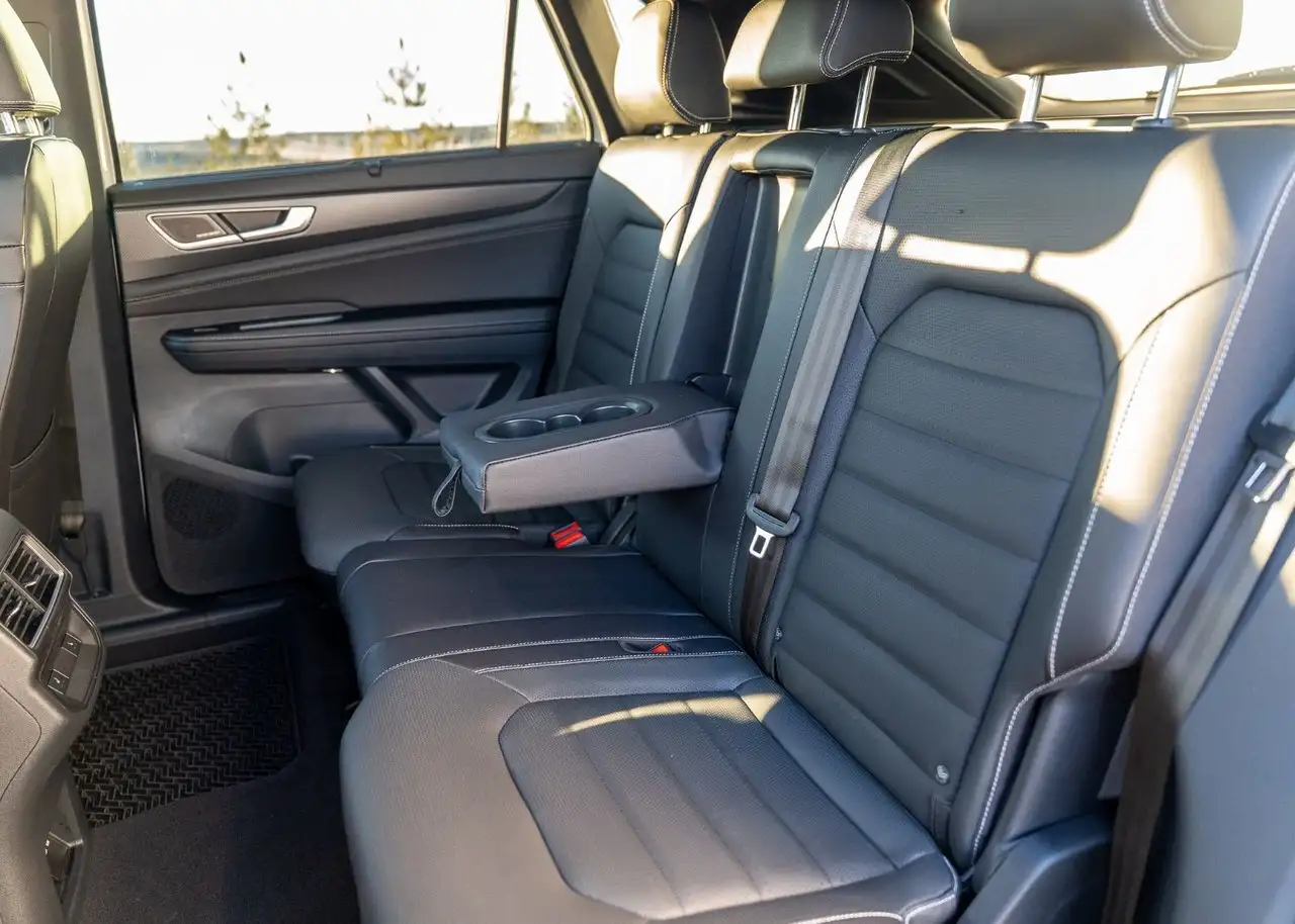 Volkswagen Atlas снимка Volkswagen Atlas