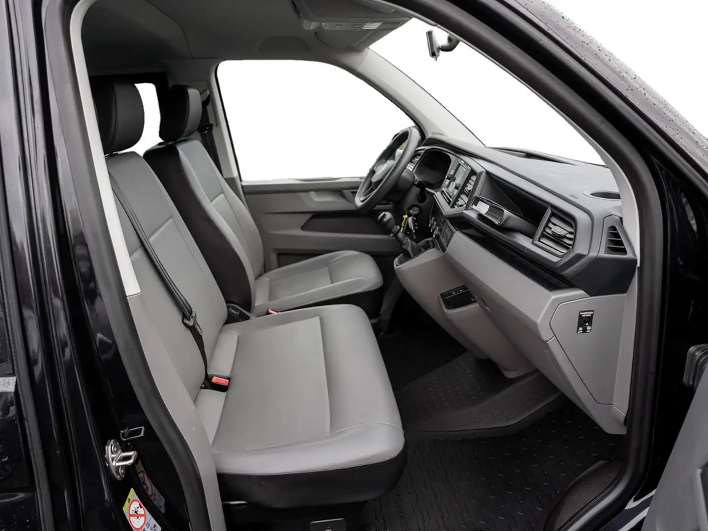 Volkswagen T6.1 Caravelle 2.0 TDI lang STHZG AHK KAM 9 S Schwarz - 2