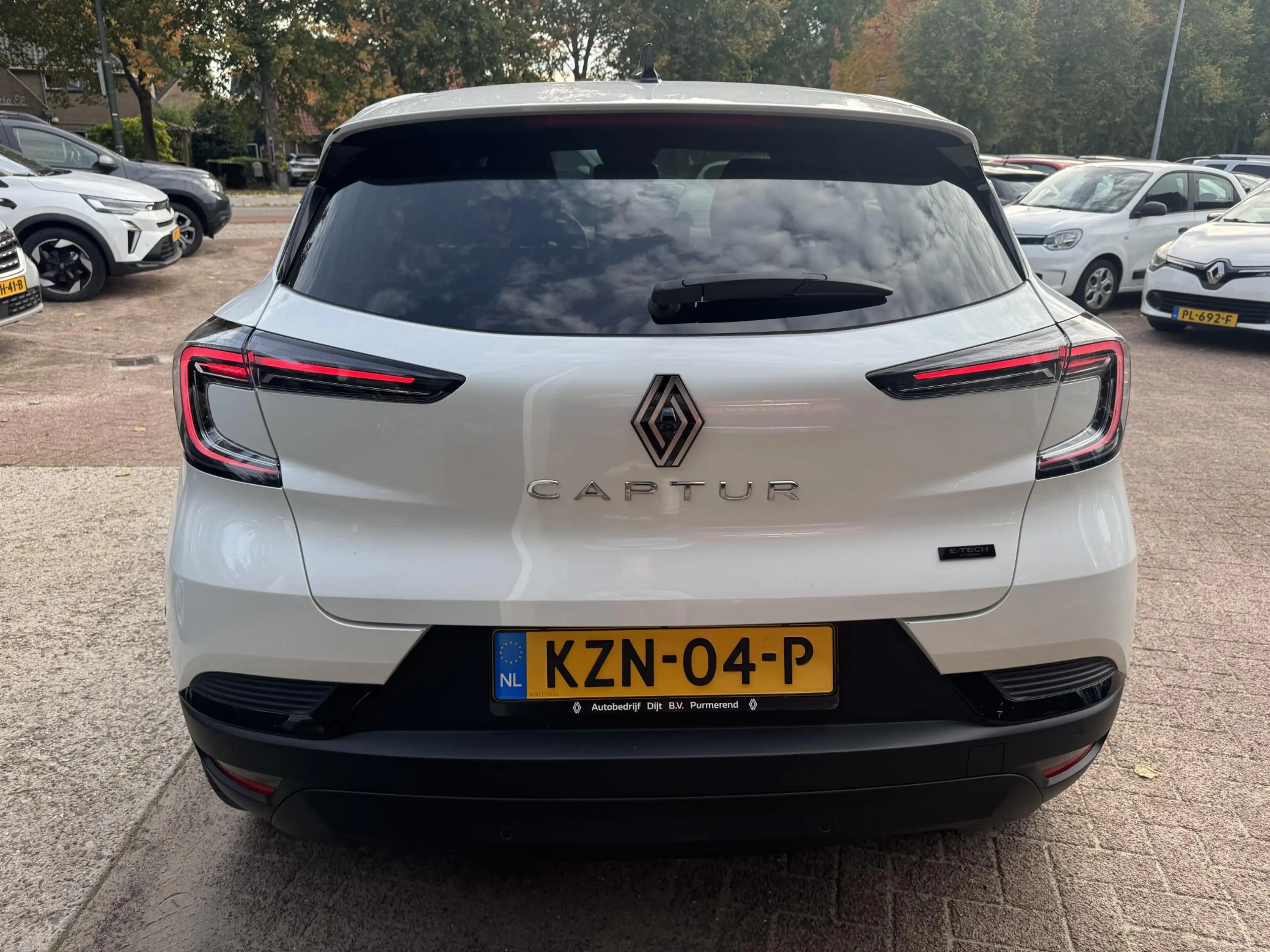 Renault Captur 1.8 E-Tech full hybrid 160 Techno+Pack Winter!! — photo 6