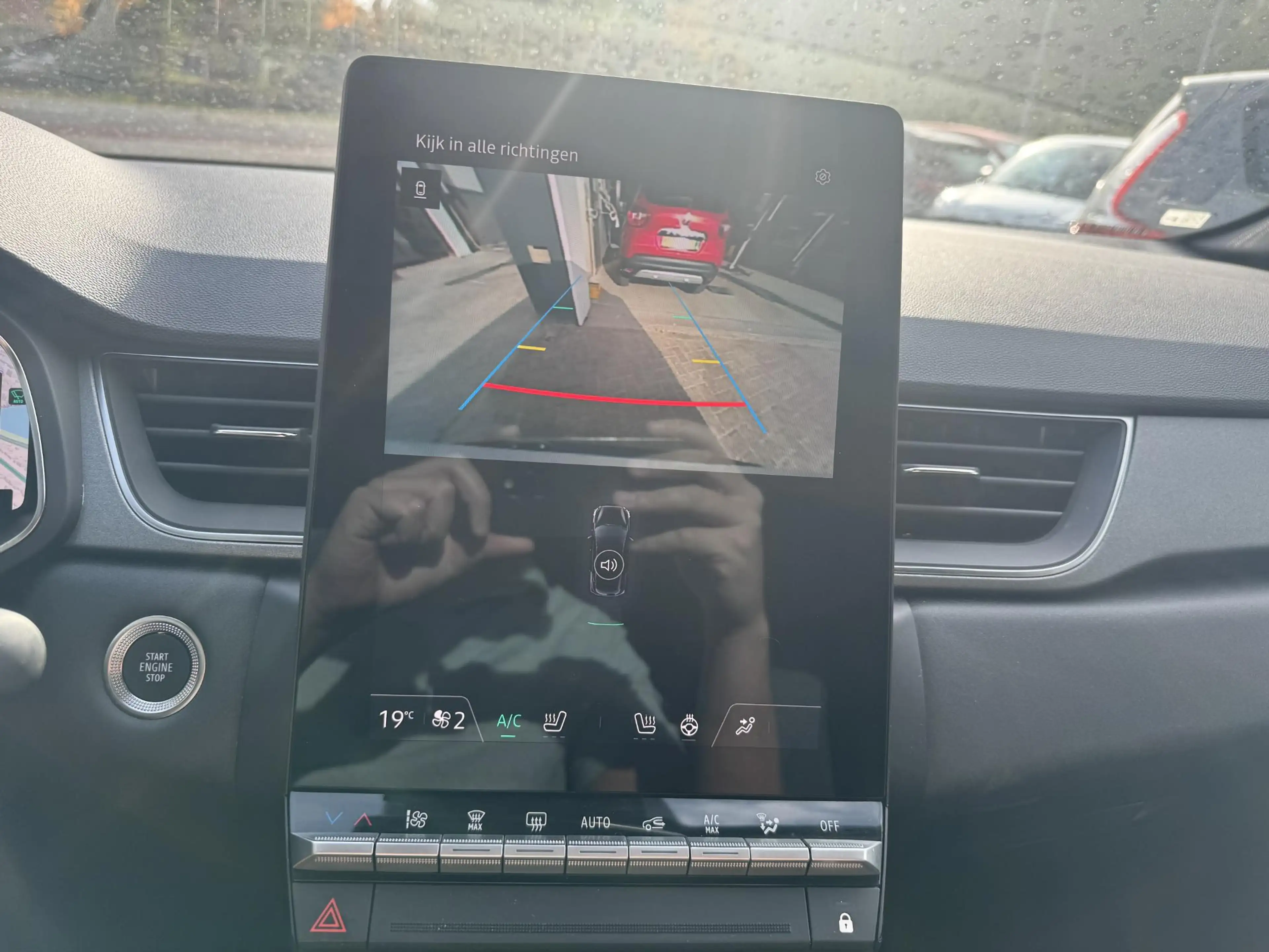 Renault Captur 1.8 E-Tech full hybrid 160 Techno+Pack Winter!! — photo 18