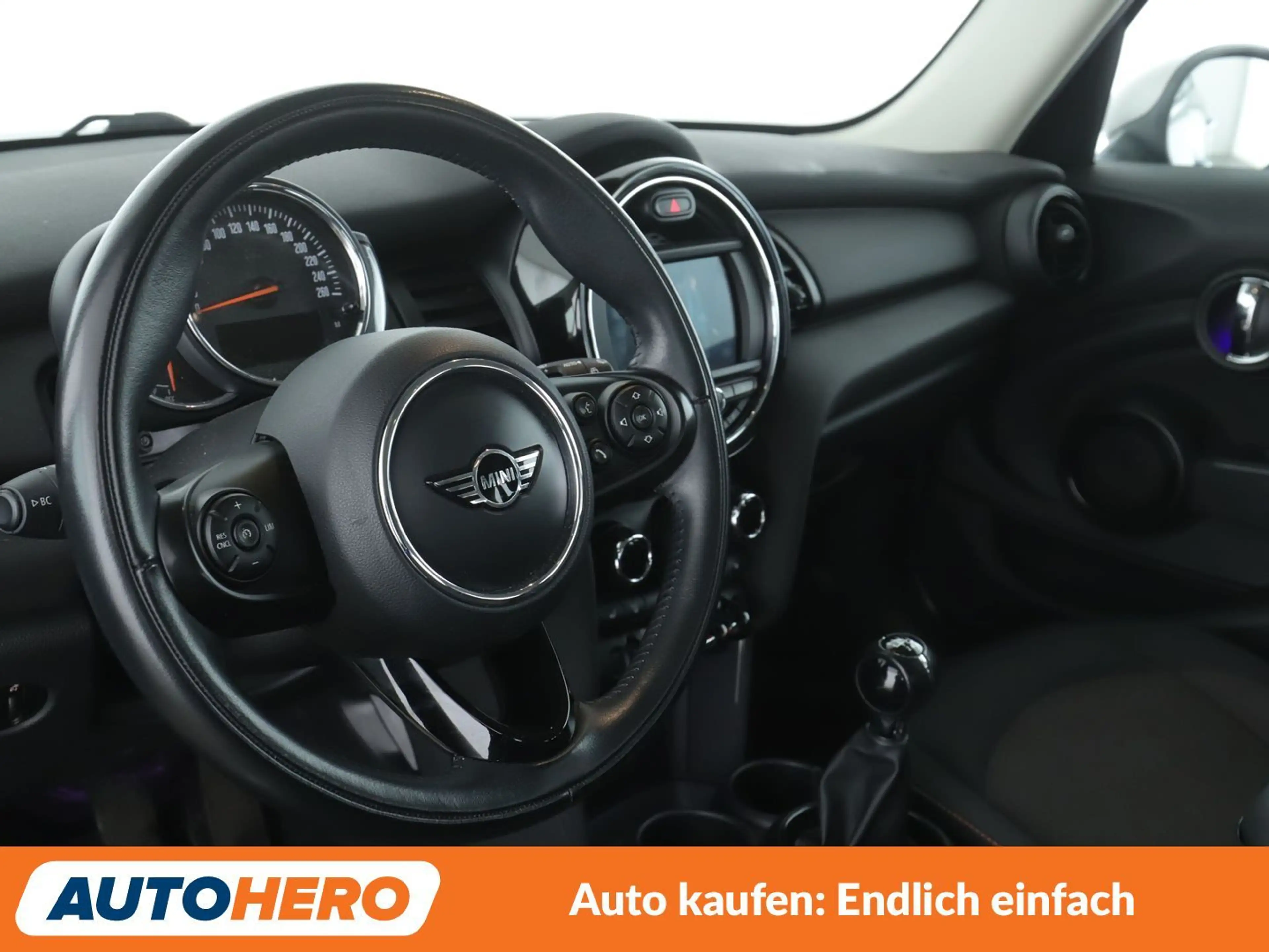 MINI One One *NAVI*TEMPO*PDC*SHZ*KLIMA* — photo 11