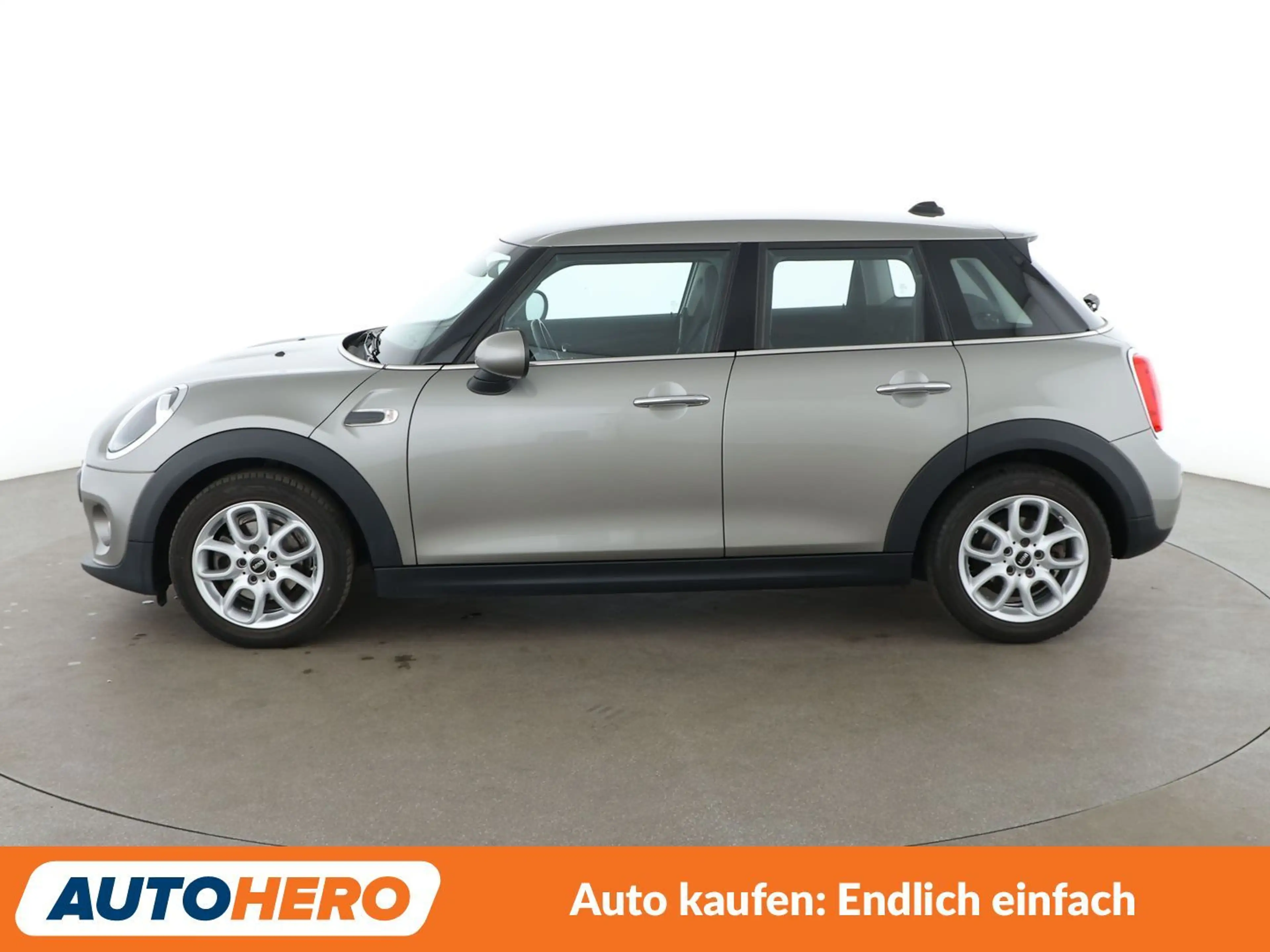 MINI One One *NAVI*TEMPO*PDC*SHZ*KLIMA* — photo 3