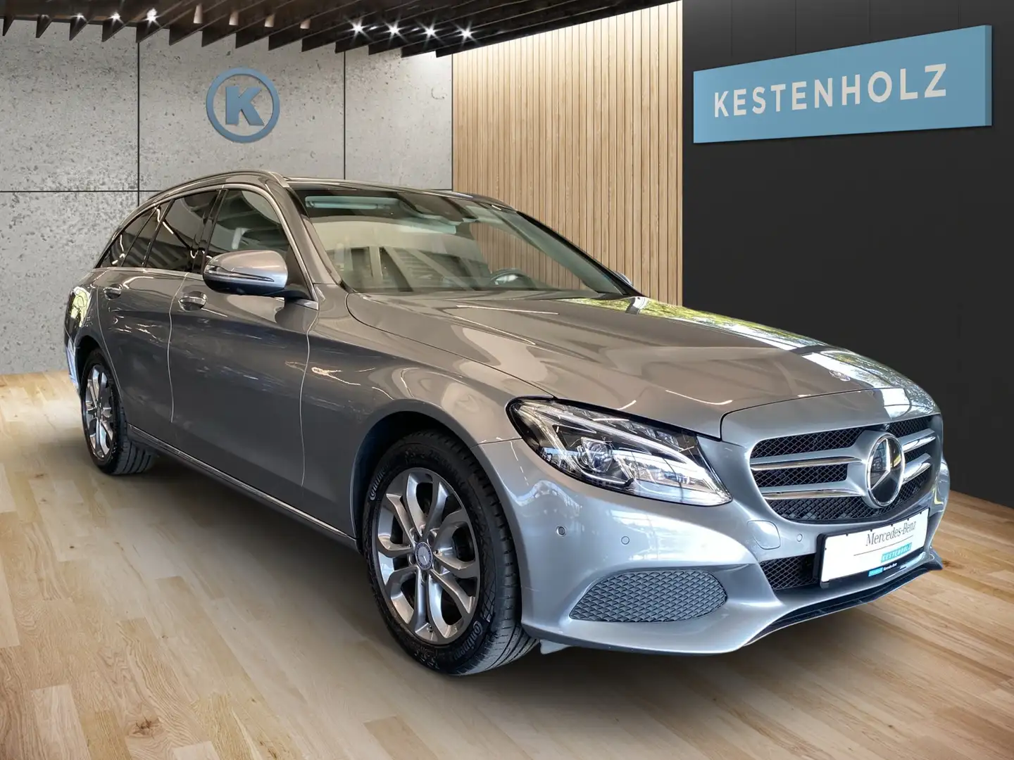 Mercedes-Benz C 220 C 220 d T *STHZ*PANO*LED*360°KAMERA*NAVI*COMAND* Silber - 2