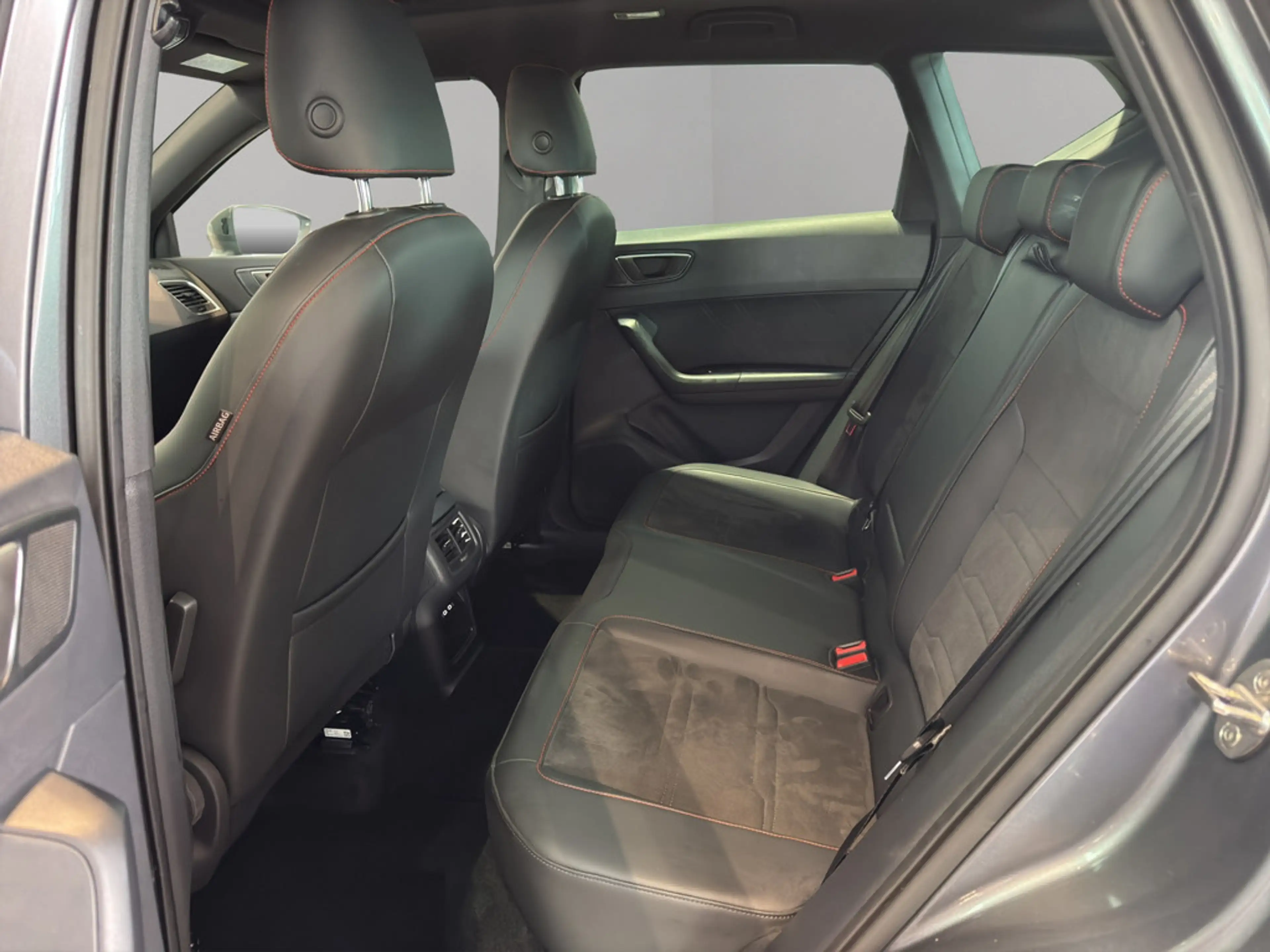 SEAT Ateca 1.5 TSI ACT FR NAVI AHK ACC FACEL. LED — photo 10