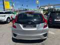 Honda Jazz 1,3i-VTEC Comfort 102PS Sehr niedrige KM Parkhilfe Silber - thumbnail 9