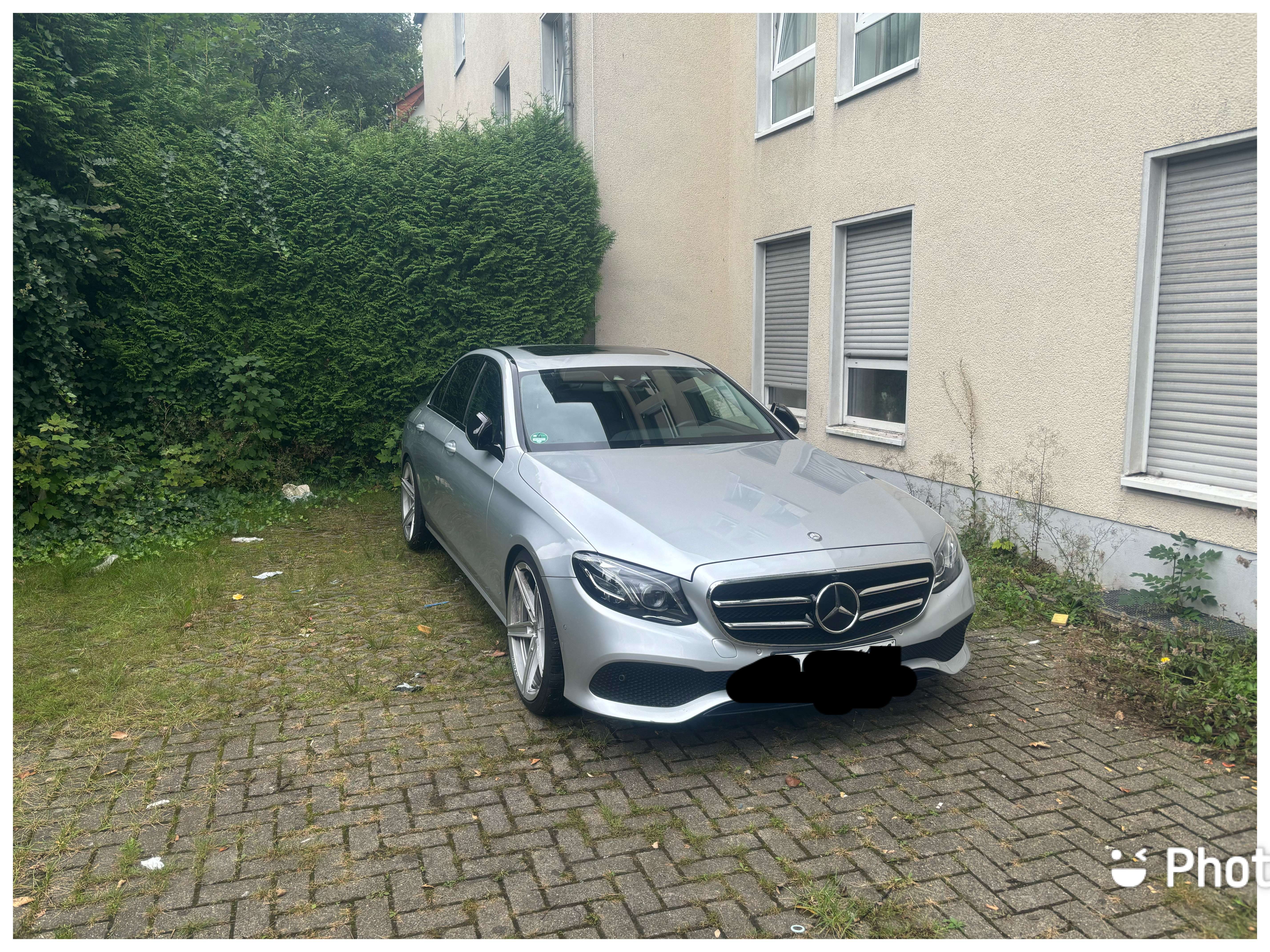 Second hand Mercedes Benz E-Class 