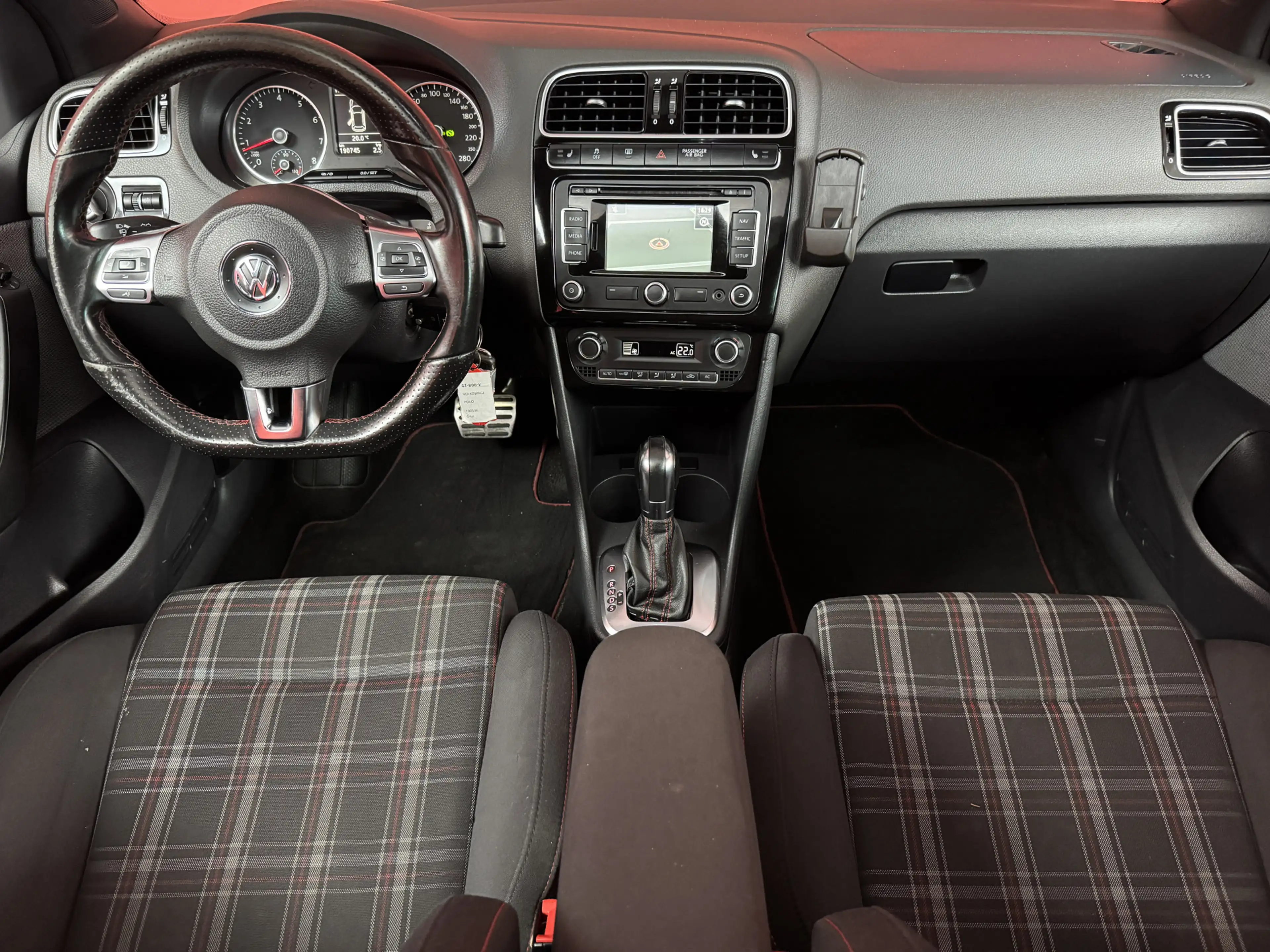 Volkswagen Polo GTI 1.4 TSI | Panorama | Navigatie | Climate Control | — photo 13