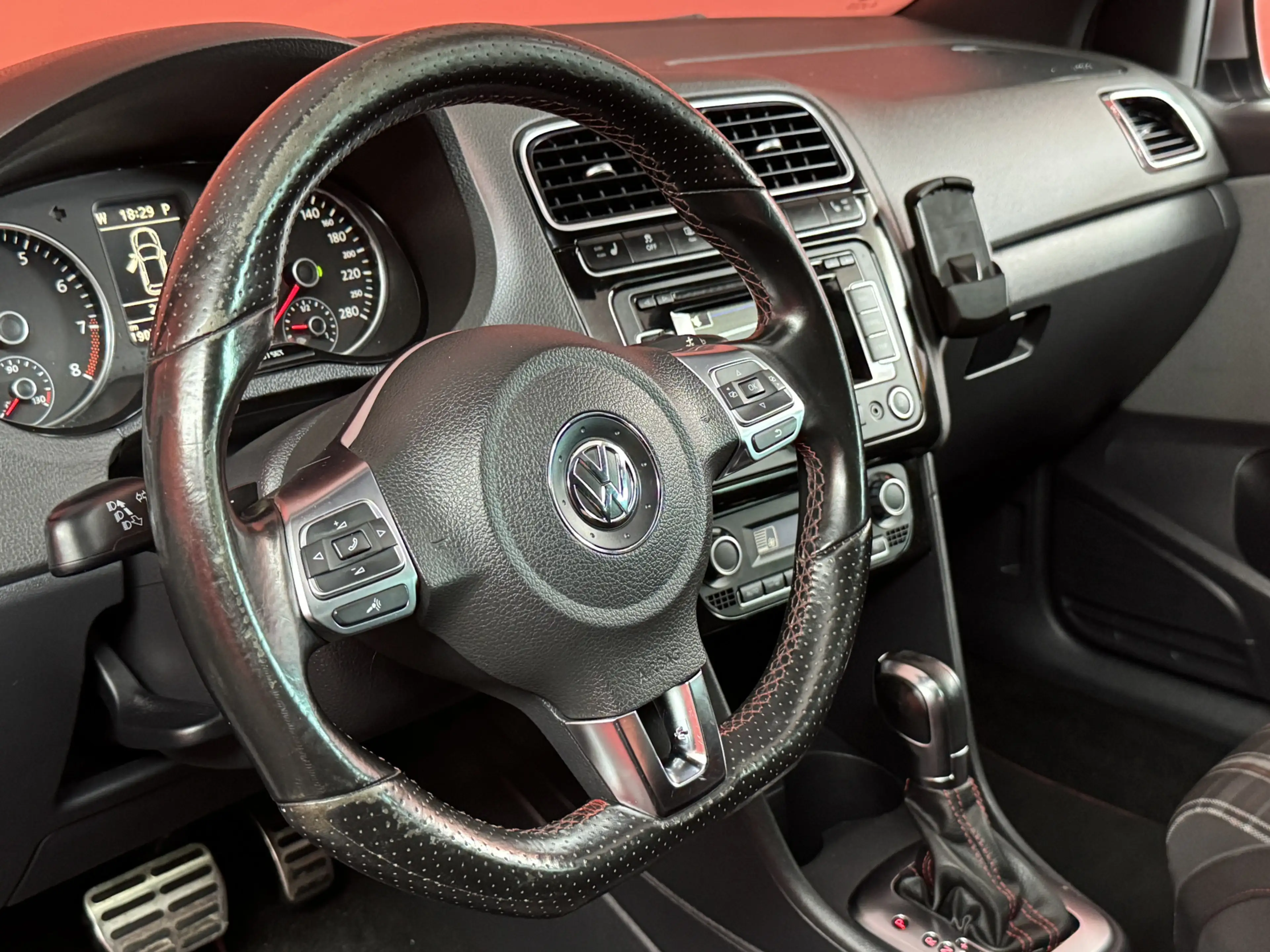 Volkswagen Polo GTI 1.4 TSI | Panorama | Navigatie | Climate Control | — photo 3