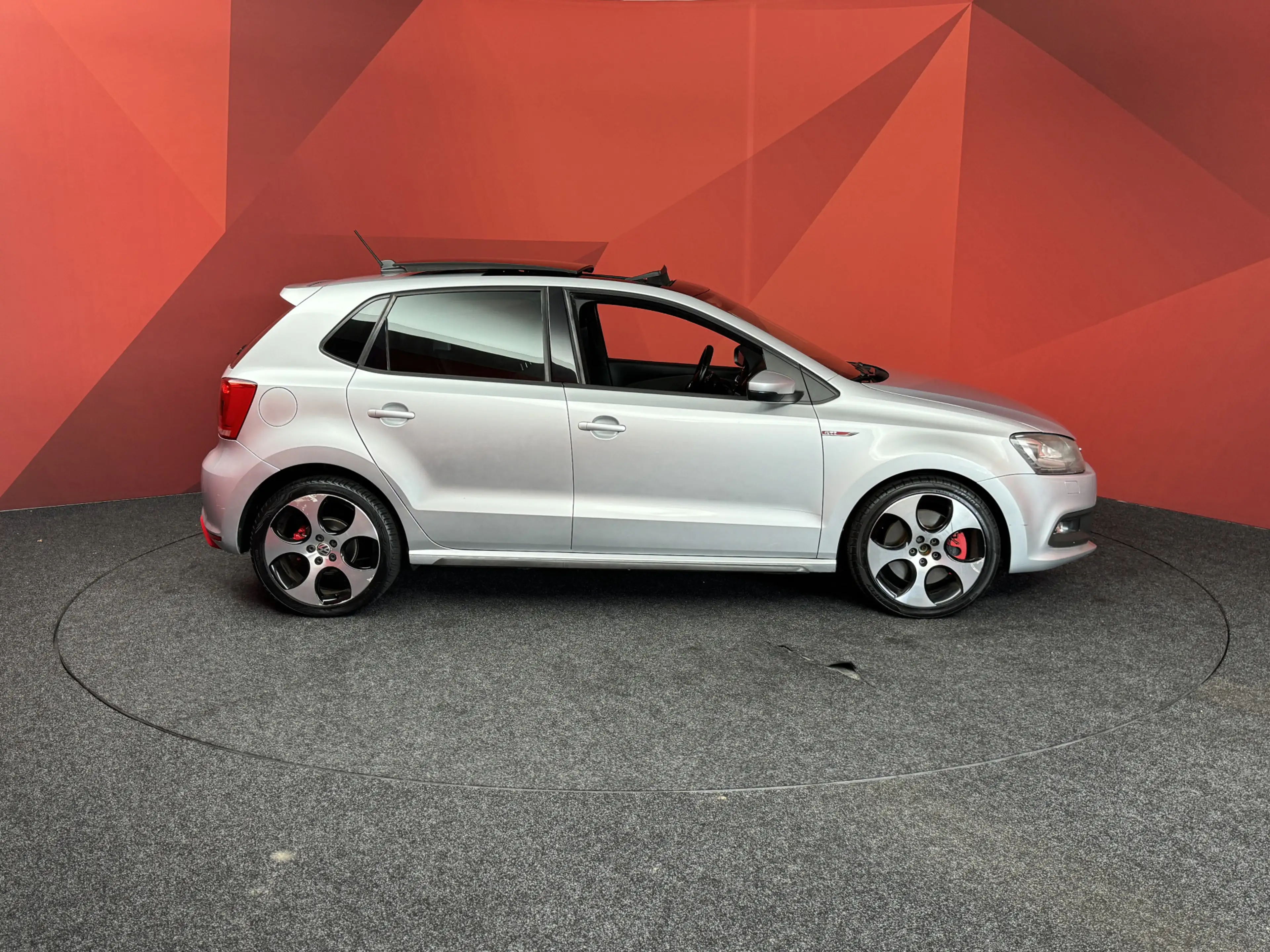 Volkswagen Polo GTI 1.4 TSI | Panorama | Navigatie | Climate Control | — photo 8