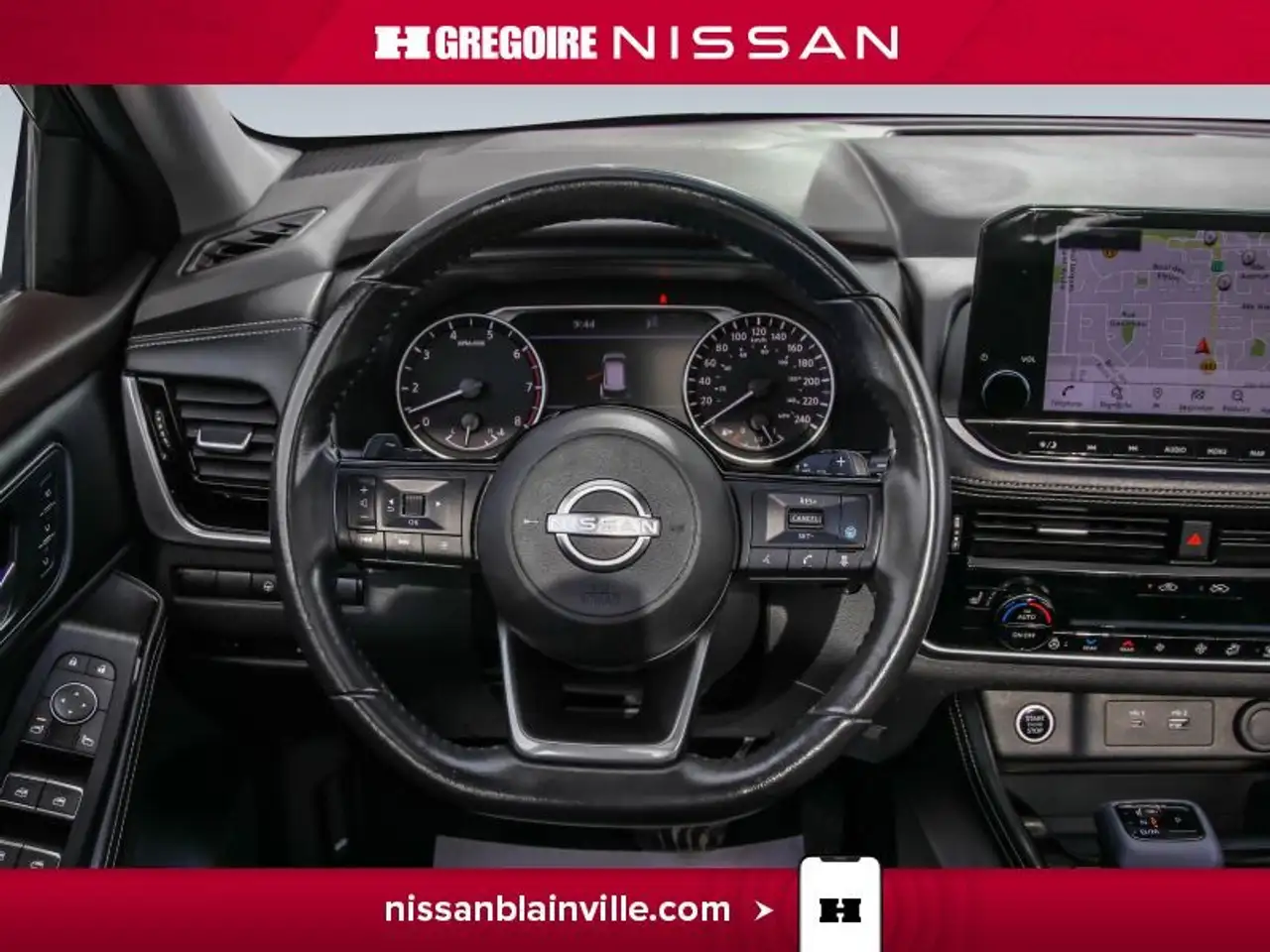 Nissan Rogue снимка Nissan Rogue