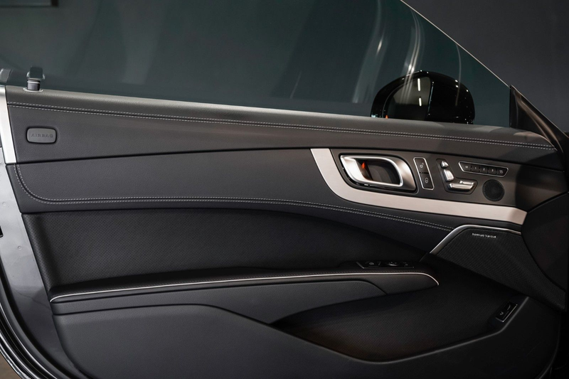 Mercedes-Benz SL 400 AMG Night-Airscarf-HarmanK-Sitzklima — photo 15