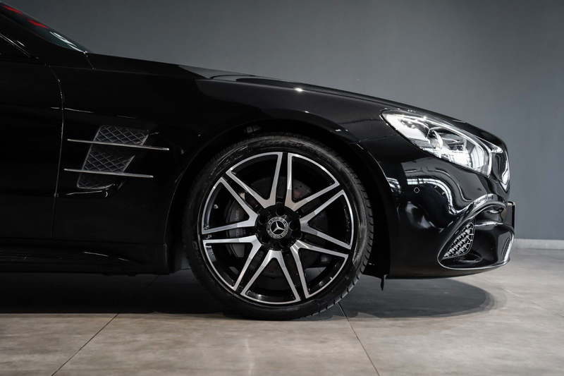 Mercedes-Benz SL 400 AMG Night-Airscarf-HarmanK-Sitzklima — photo 5