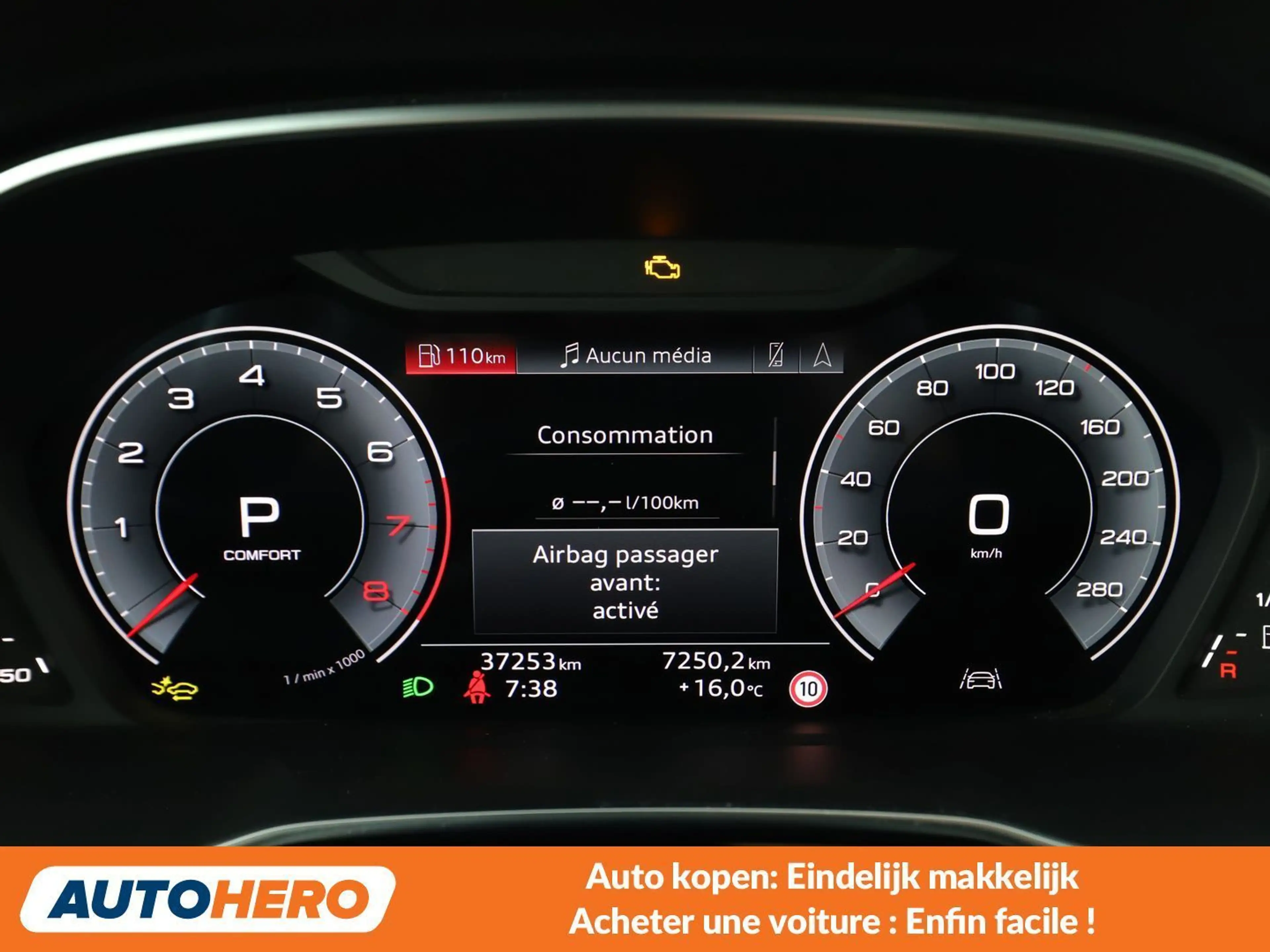 Audi Q3 35 TFSI S line — photo 6