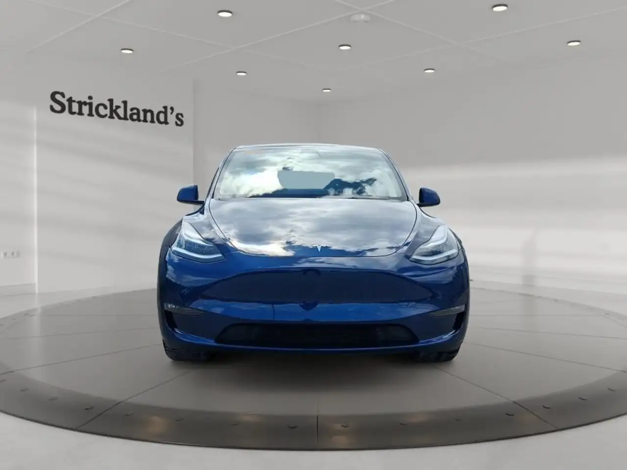 Tesla Model Y снимка Tesla Model Y