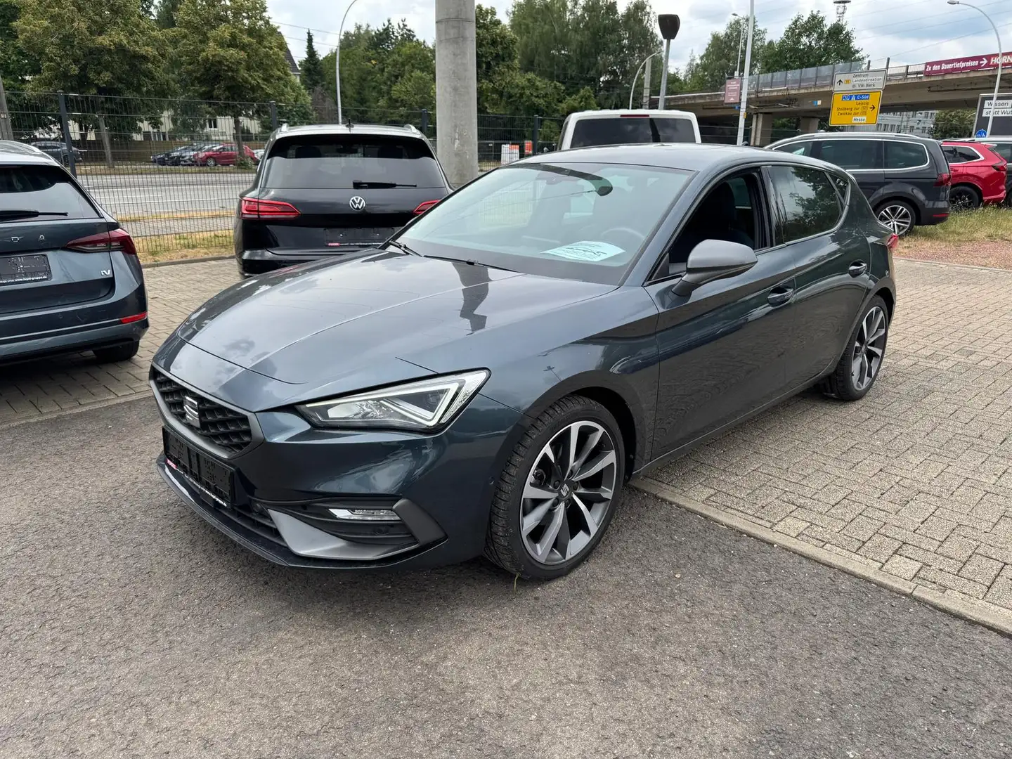 SEAT Leon 1.5 TSI FR-Line LED|SHZ|Navi|18Z|ACC Gris - 2