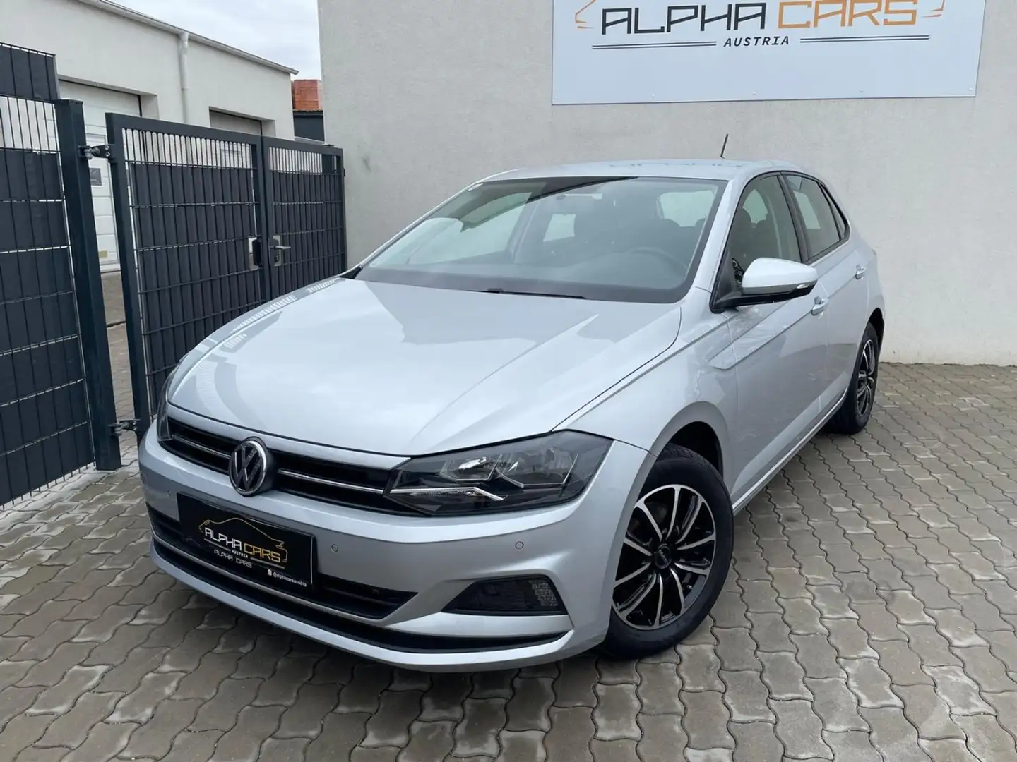 Volkswagen Polo 1.6 TDI Comfortline Silber - 1